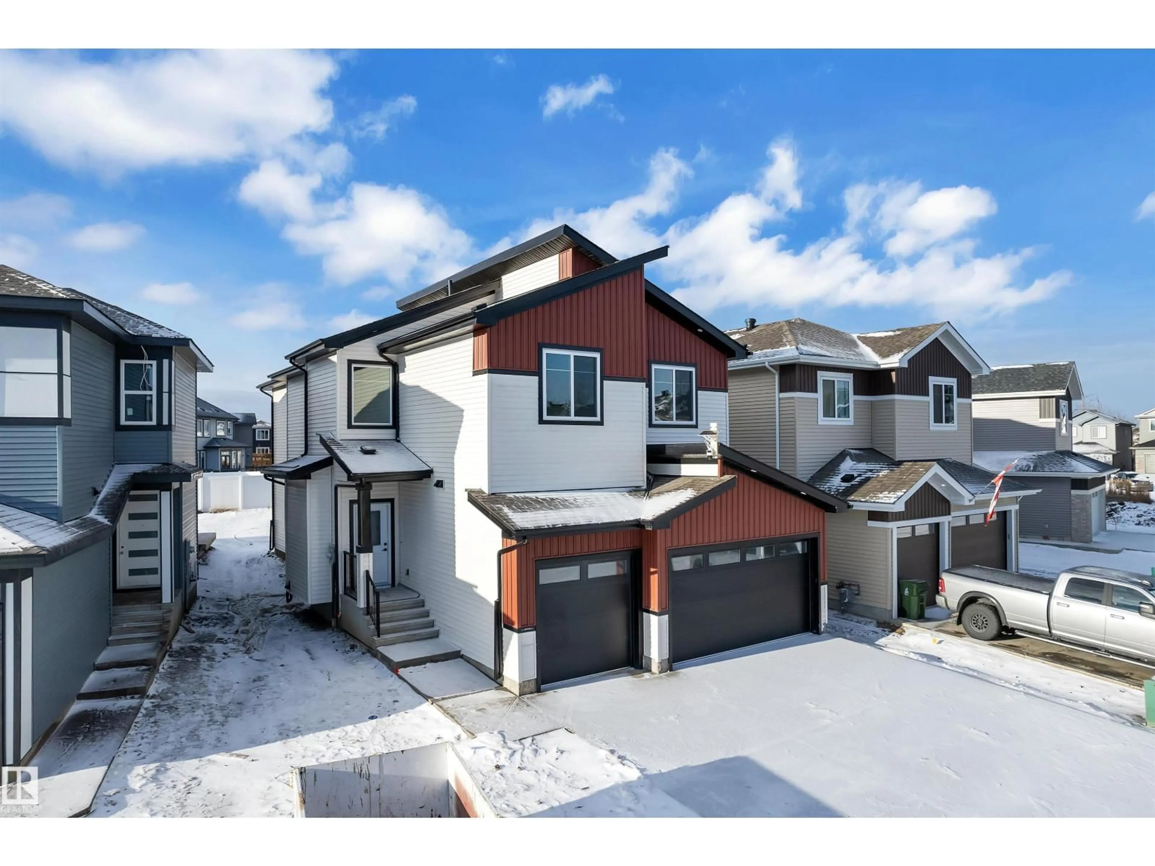 A pic from outside/outdoor area/front of a property/back of a property/a pic from drone, street for 729 ASTORIA WY, Devon Alberta T9G0M7