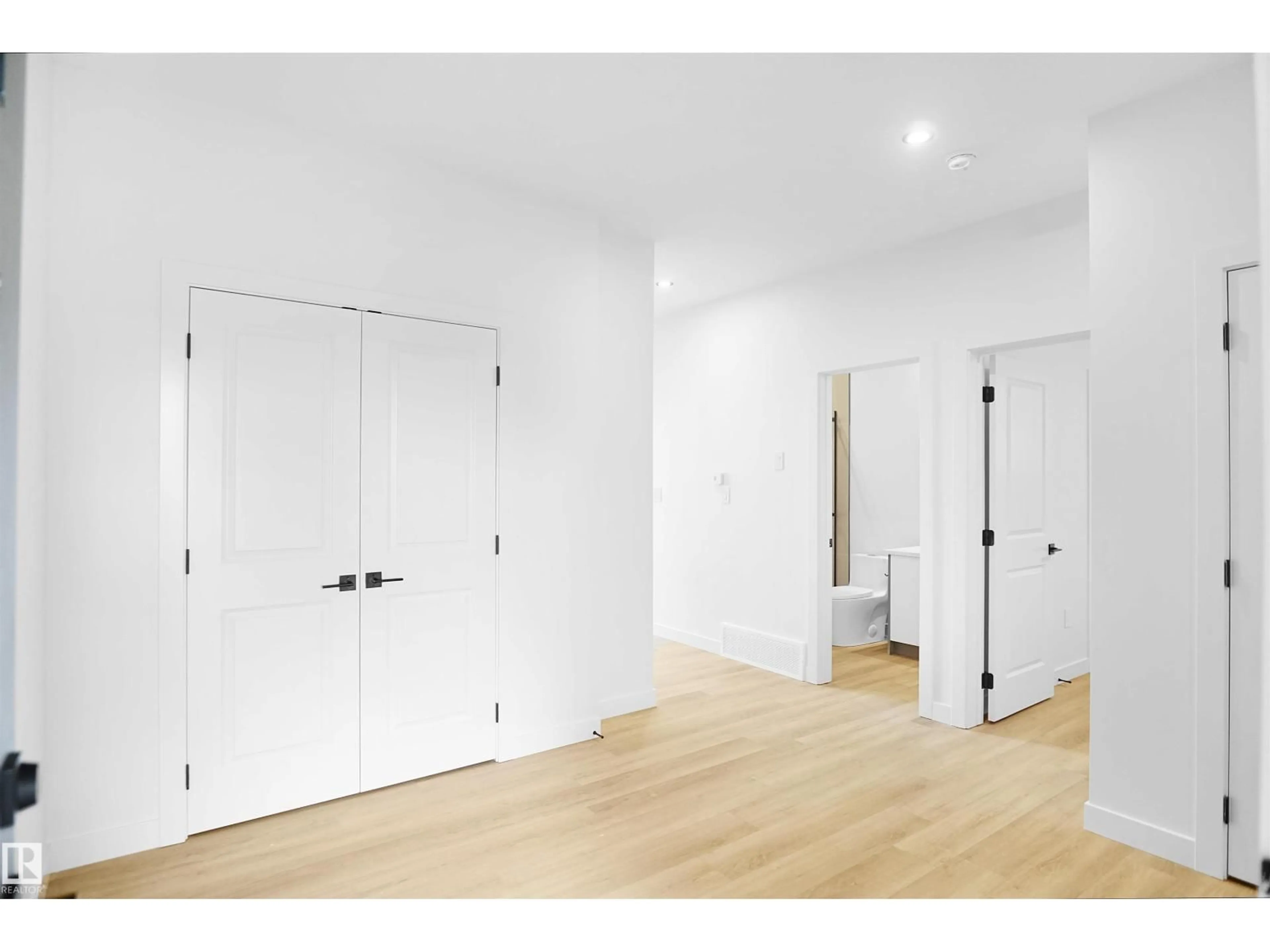 Unknown for 23 TRILL PT, Spruce Grove Alberta T7X4E2