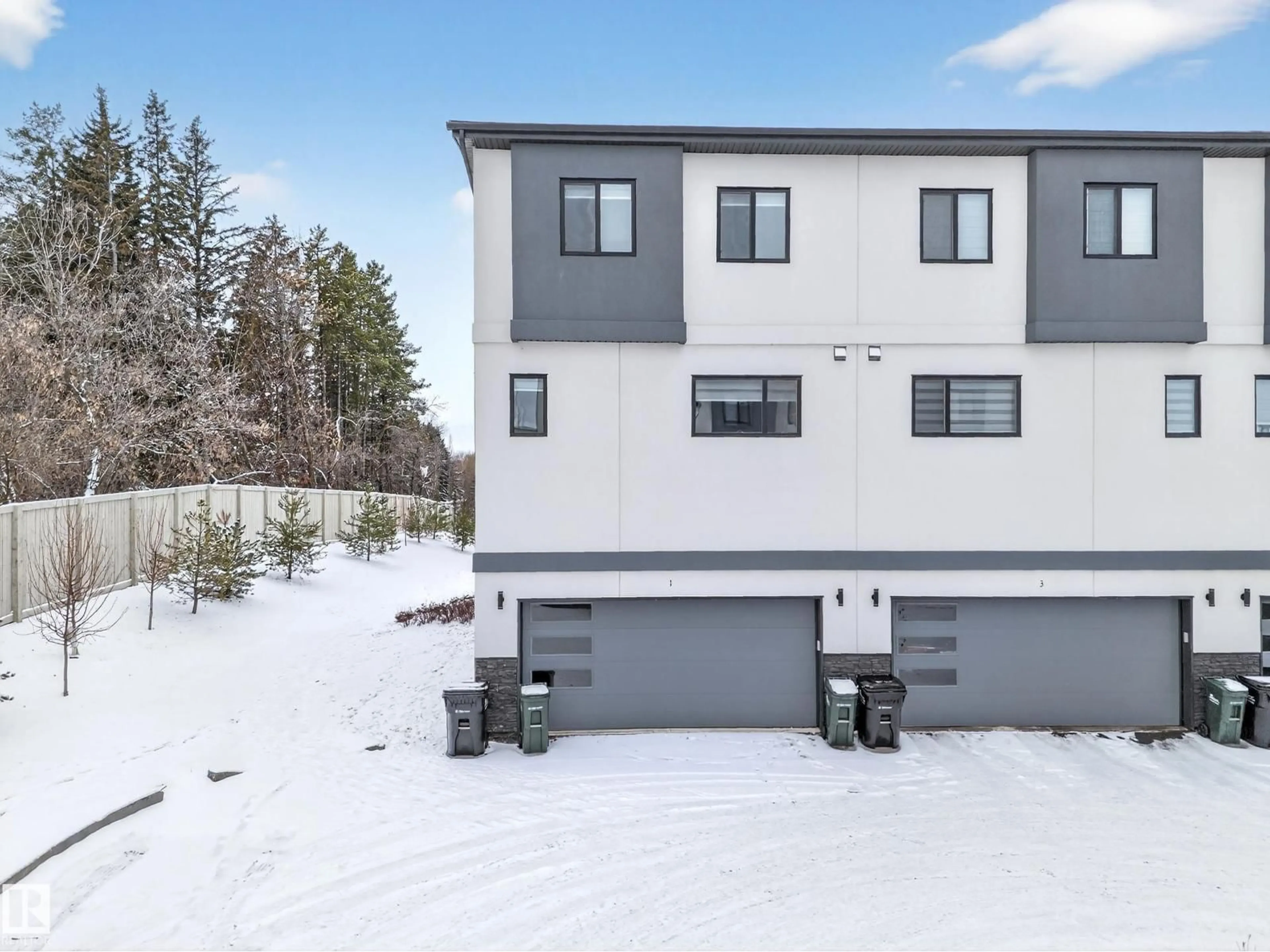 A pic from outside/outdoor area/front of a property/back of a property/a pic from drone, unknown for 10 SALISBURY WY, Sherwood Park Alberta T8B0B1