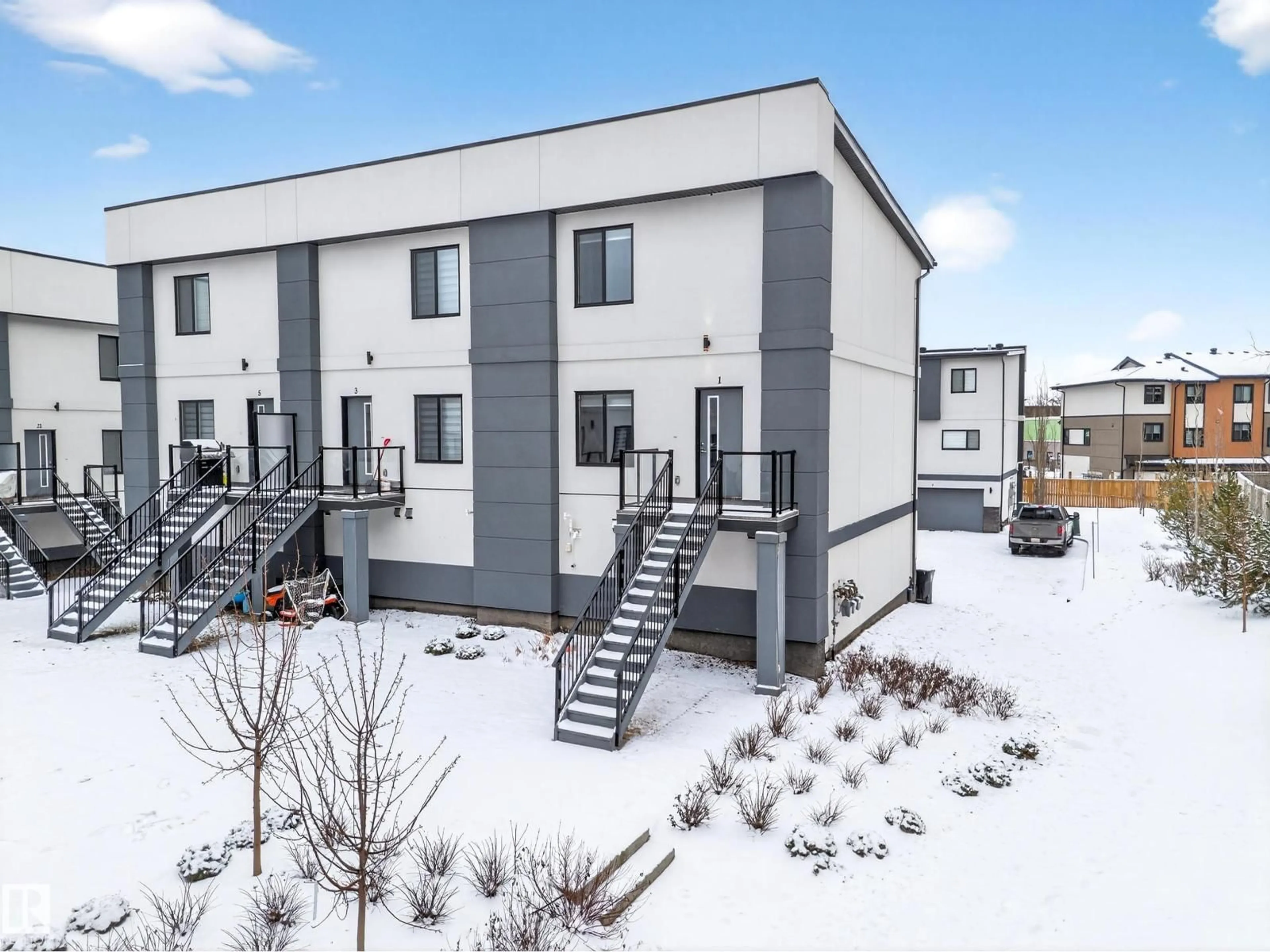 Unknown for 10 SALISBURY WY, Sherwood Park Alberta T8B0B1