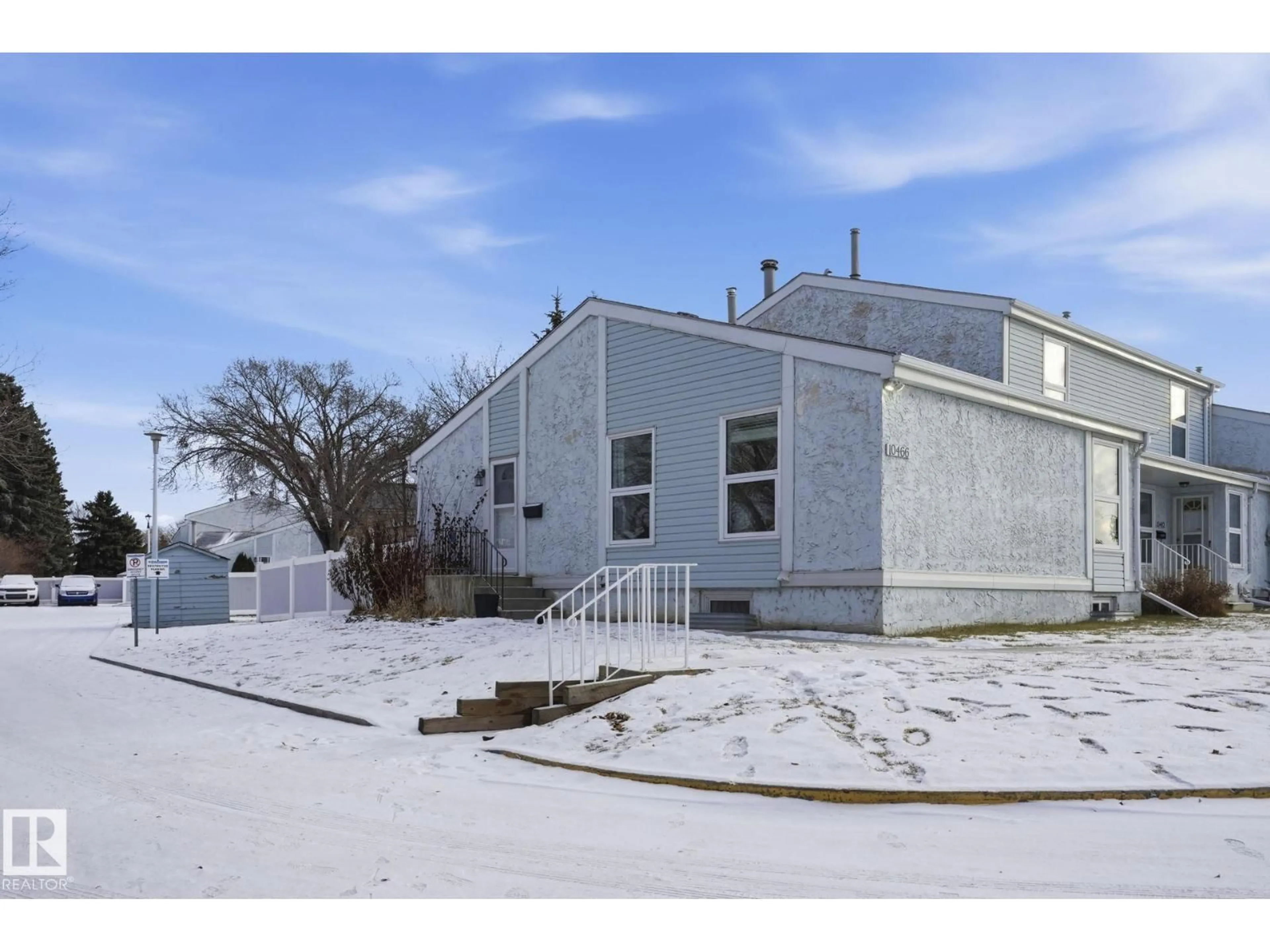 Unknown for 10466 28A AV, Edmonton Alberta T6J4J6