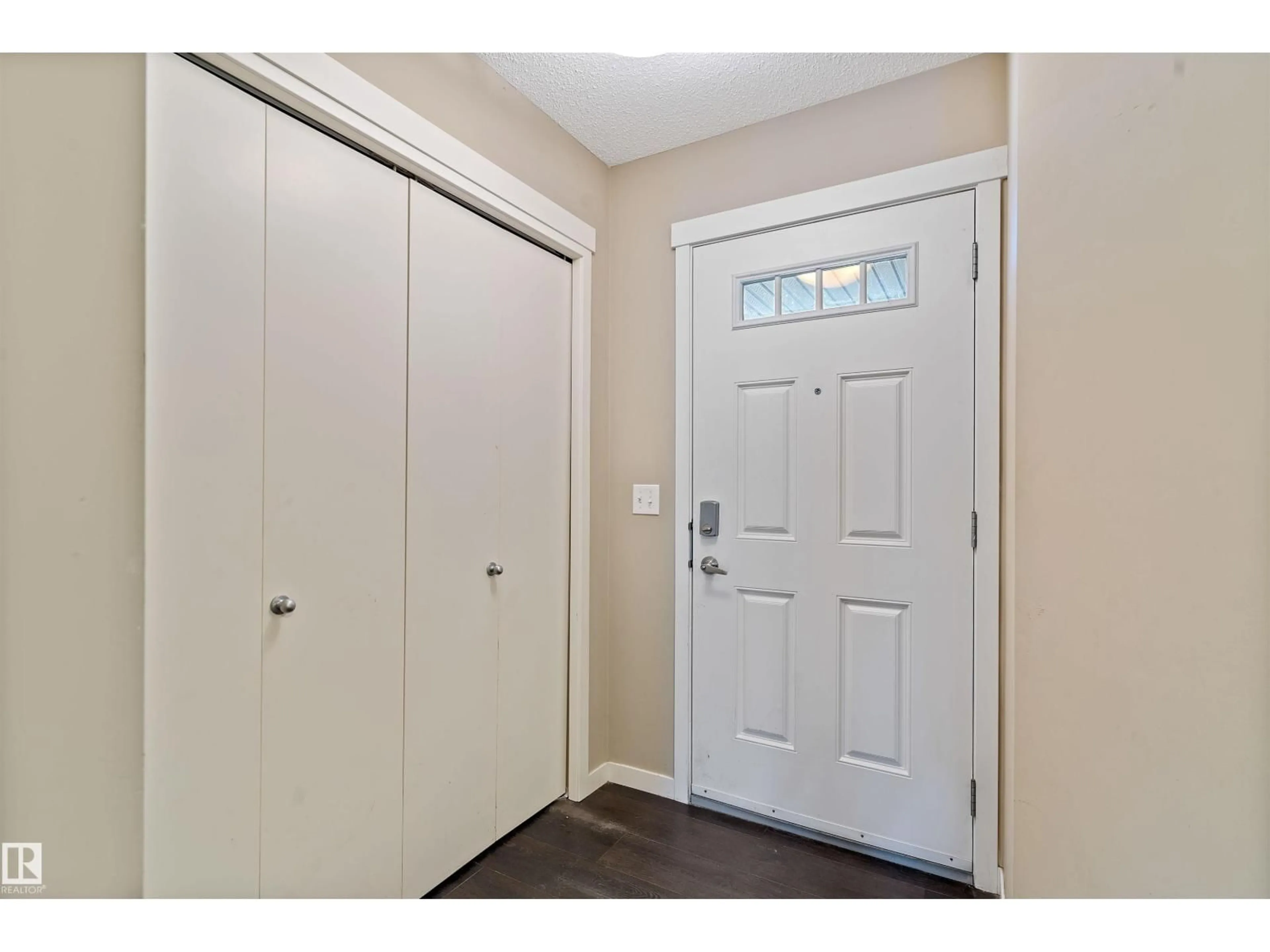 Indoor entryway for SW - 4690 ALWOOD WY, Edmonton Alberta T6W3A3
