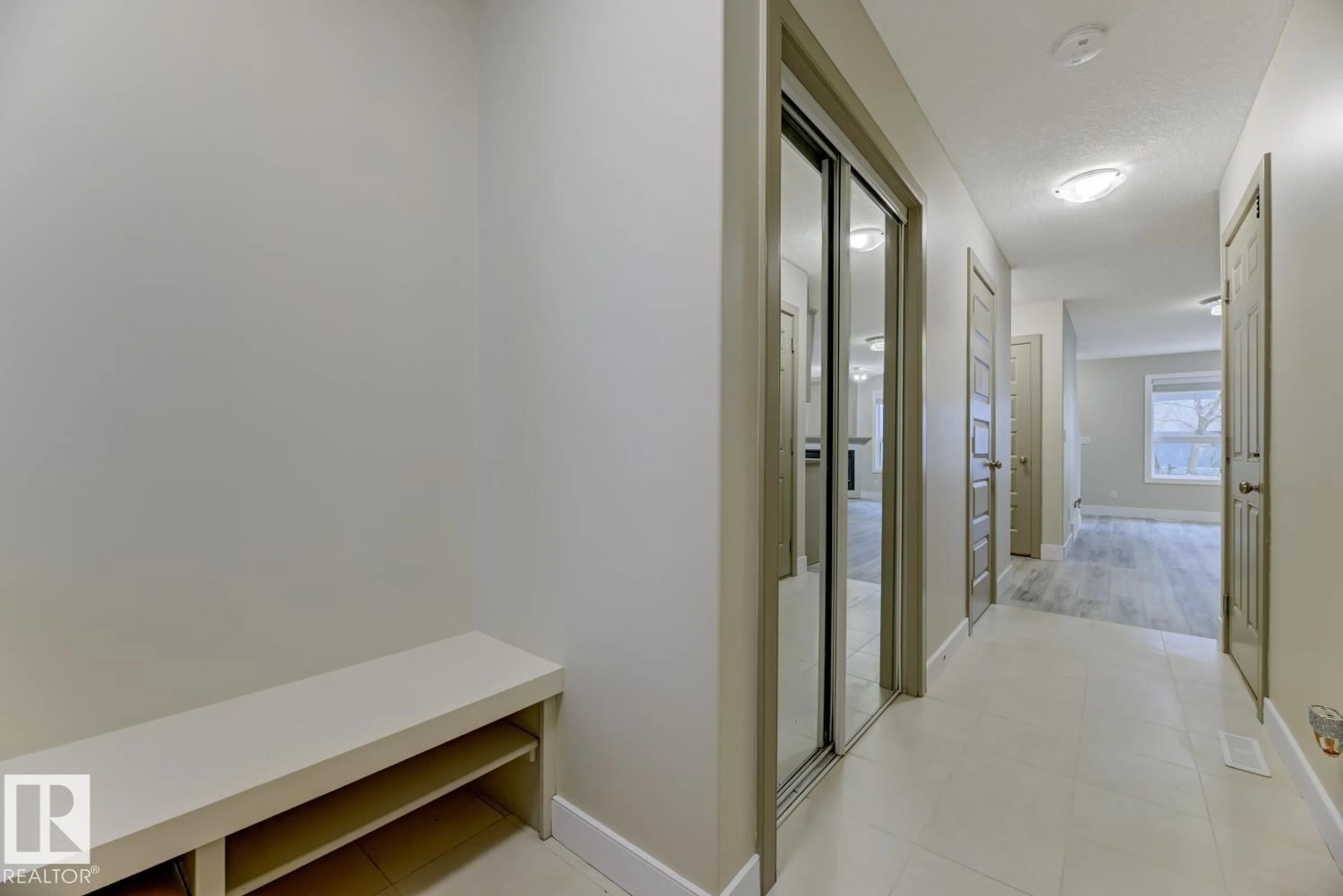 Indoor foyer for 1820 34 AV, Edmonton Alberta T6T0N9