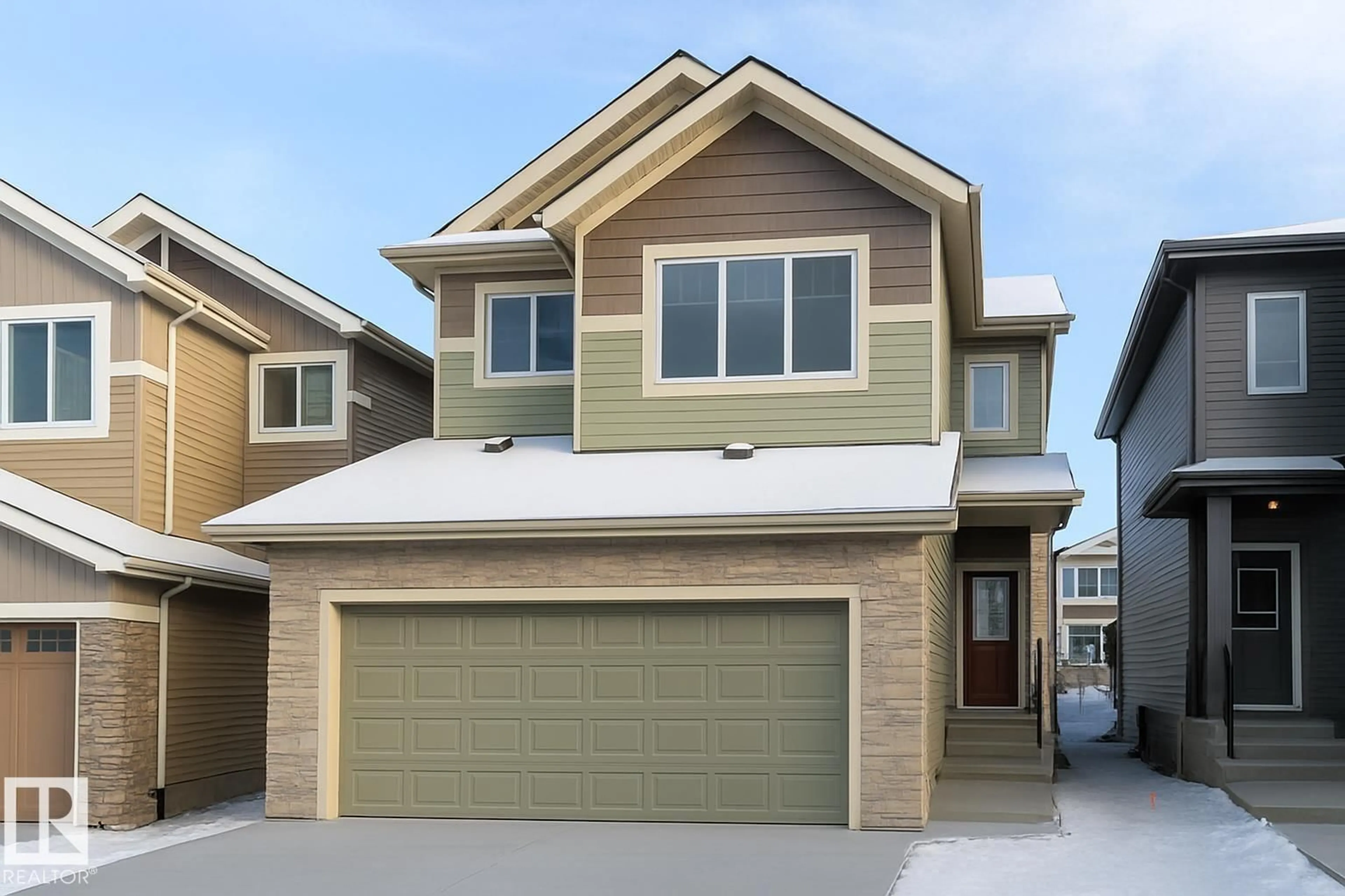 Home with vinyl exterior material, street for NW - 17537 62A ST, Edmonton Alberta T5Y4H3