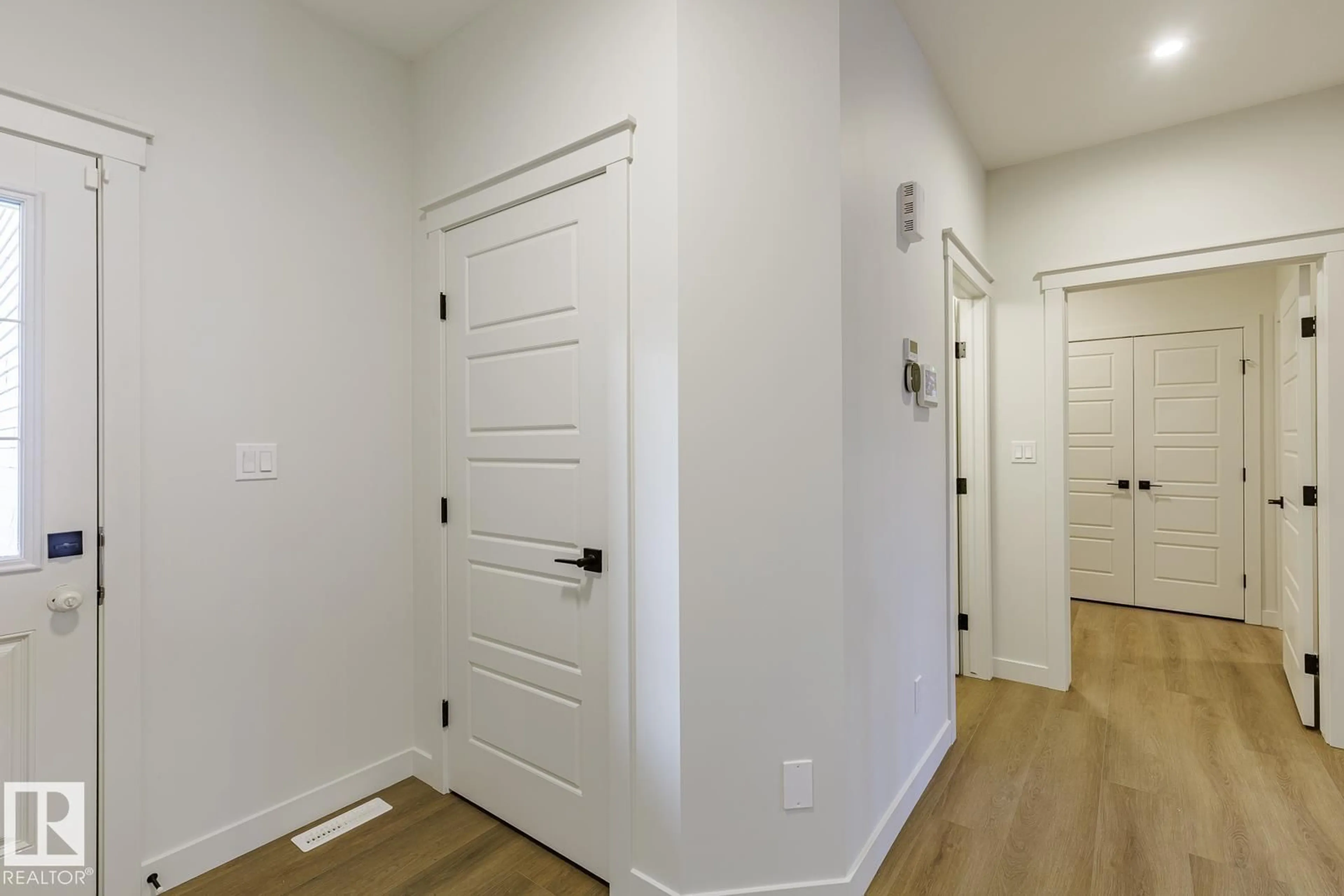 Indoor entryway for NW - 17537 62A ST, Edmonton Alberta T5Y4H3