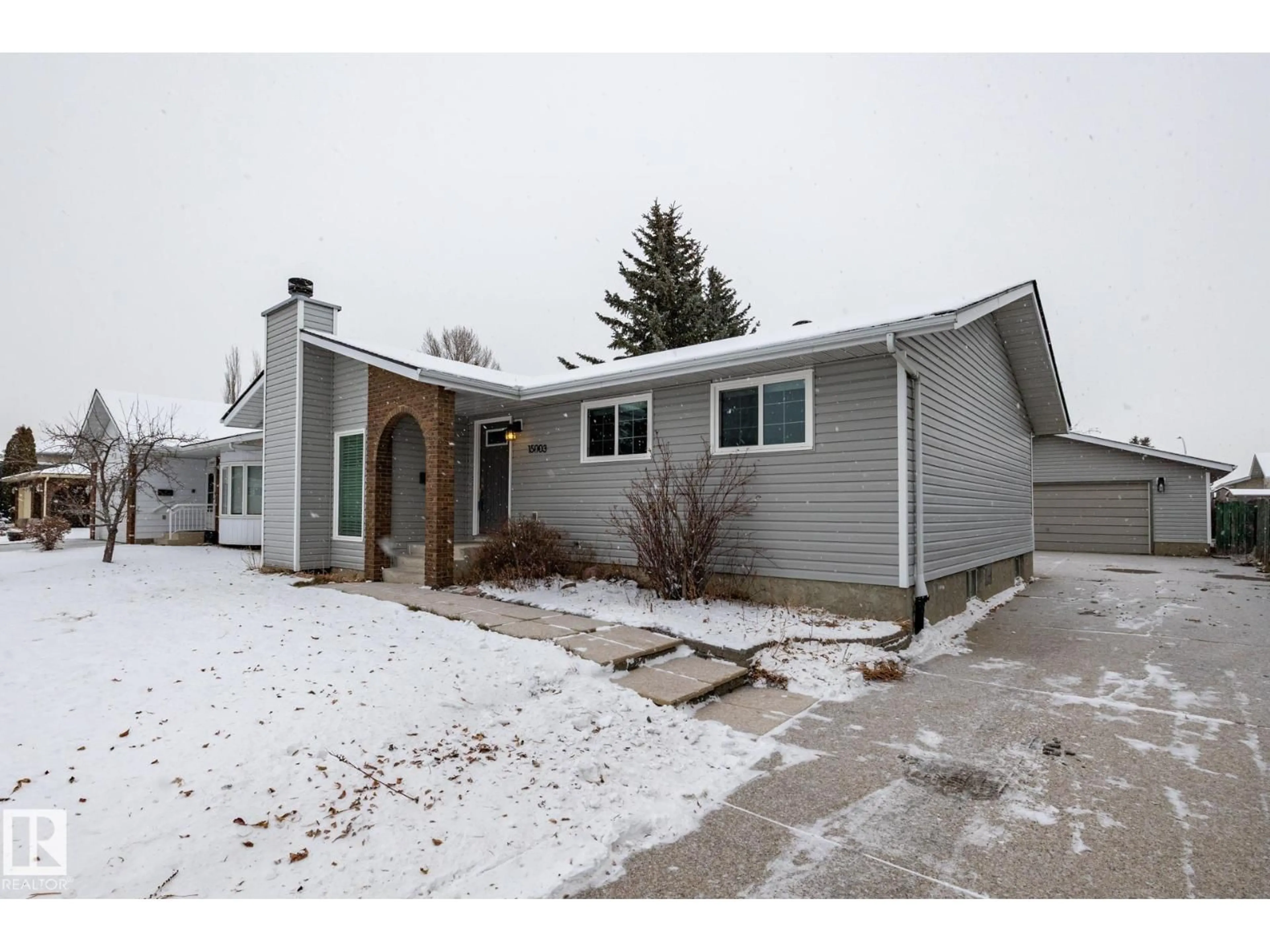 Unknown for NW - 15003 58 ST, Edmonton Alberta T5A4H4