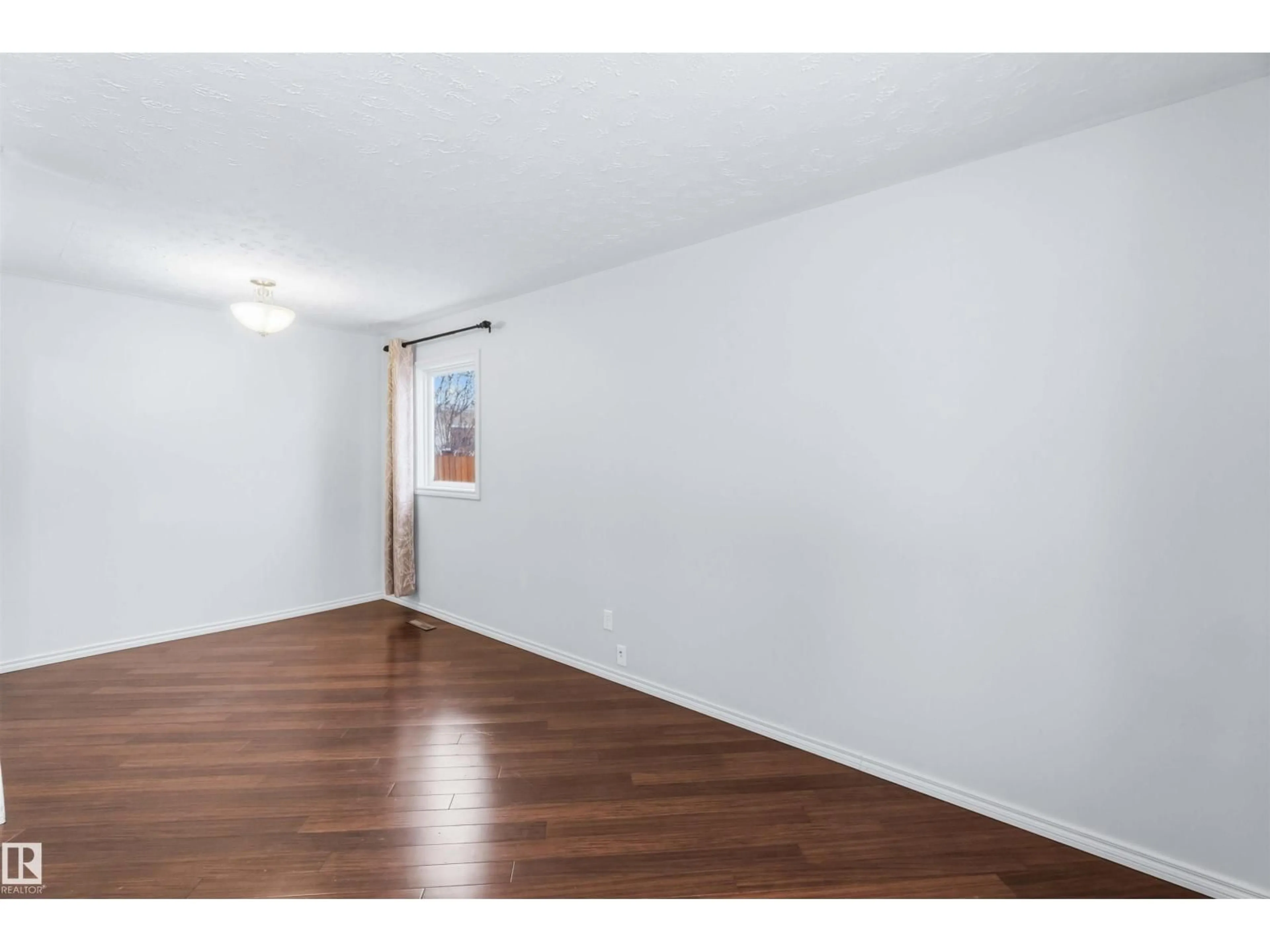 A pic of a room for NW - 8114 160 ST, Edmonton Alberta T5R2H1