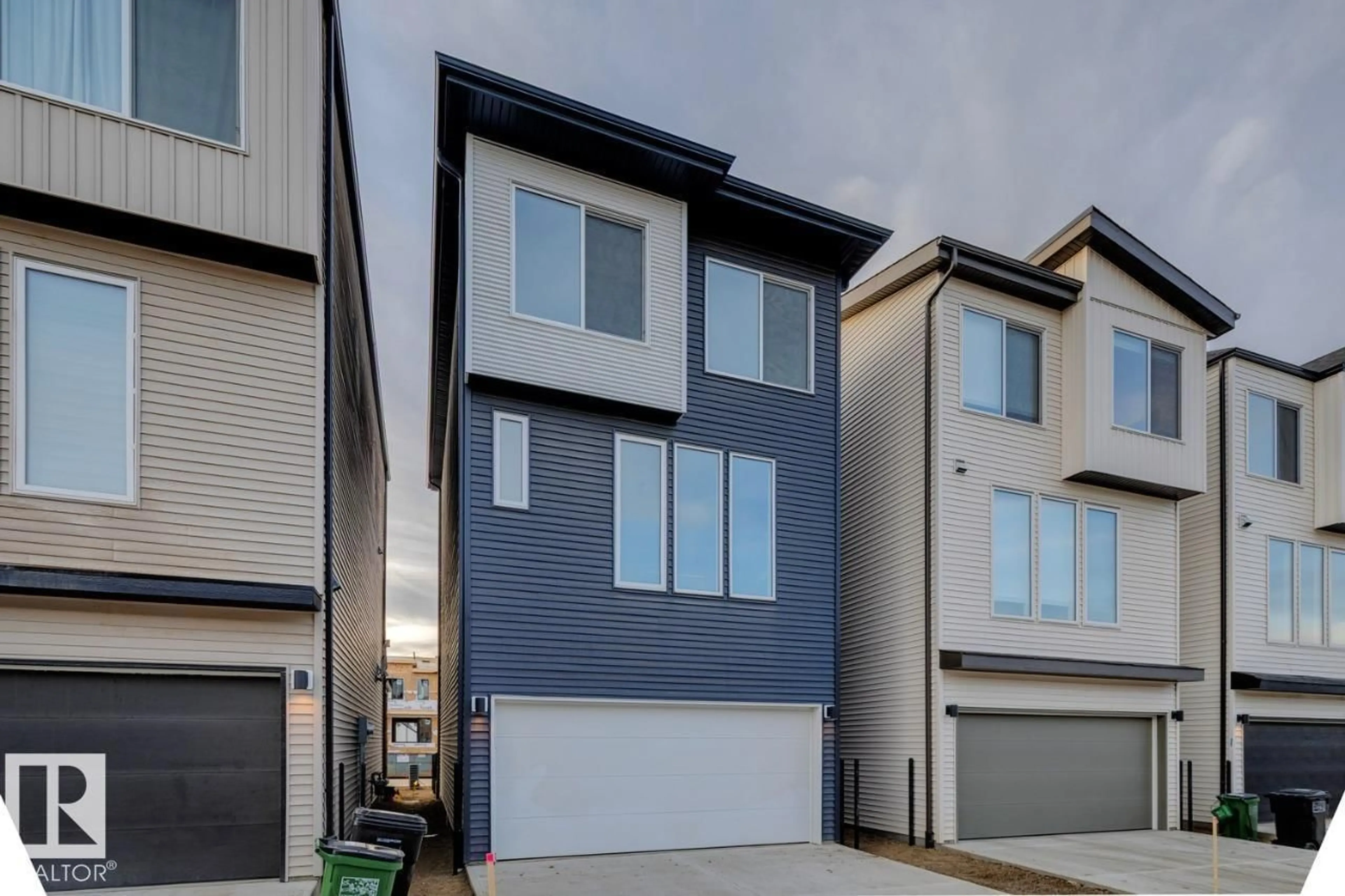 Home with vinyl exterior material, street for LI SW - 7513 KLAPSTEIN LINK, Edmonton Alberta T6W5S7