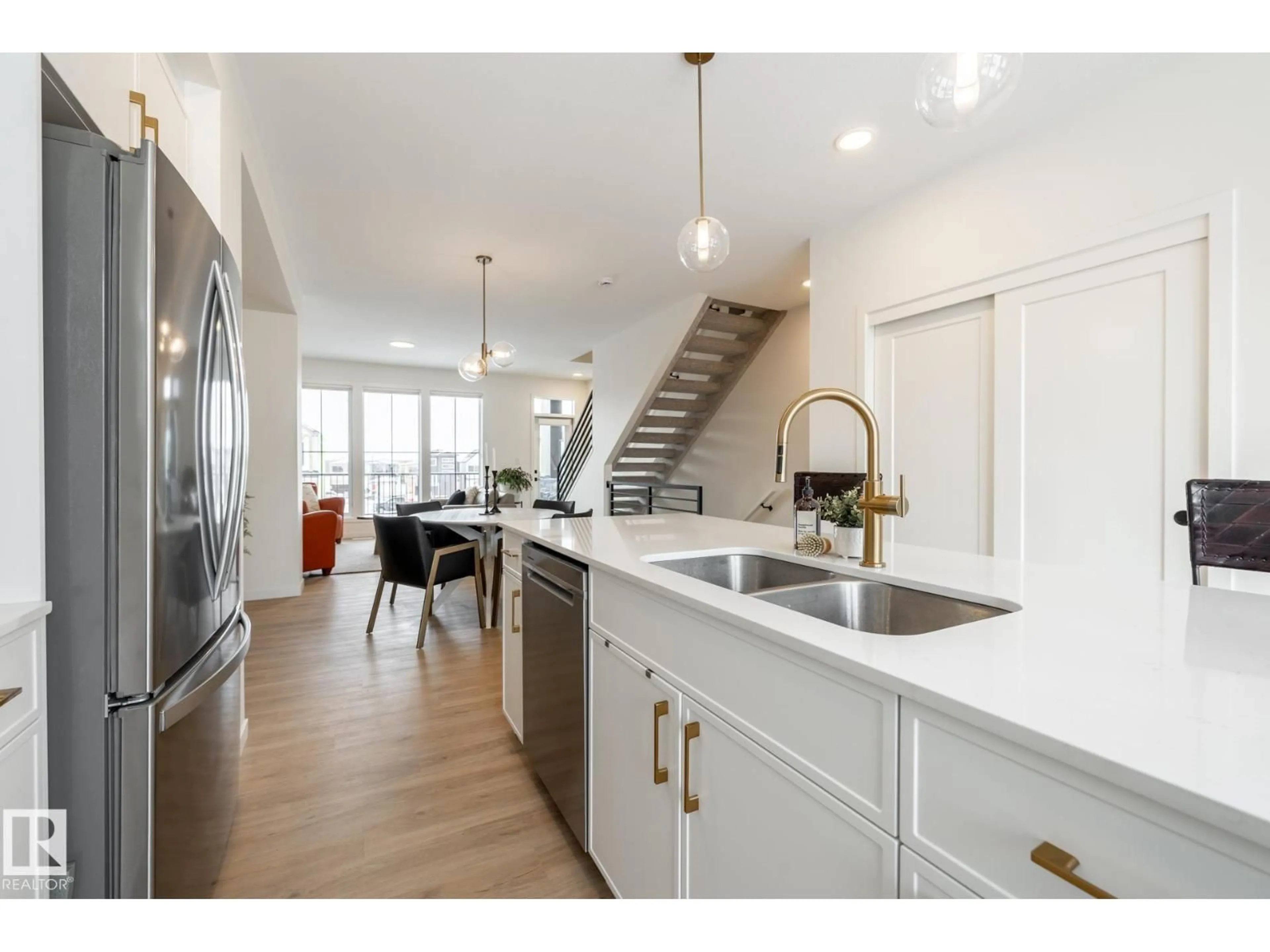 Open concept kitchen, unknown for 7529 KLAPSTEIN LI, Edmonton Alberta T6W5T2