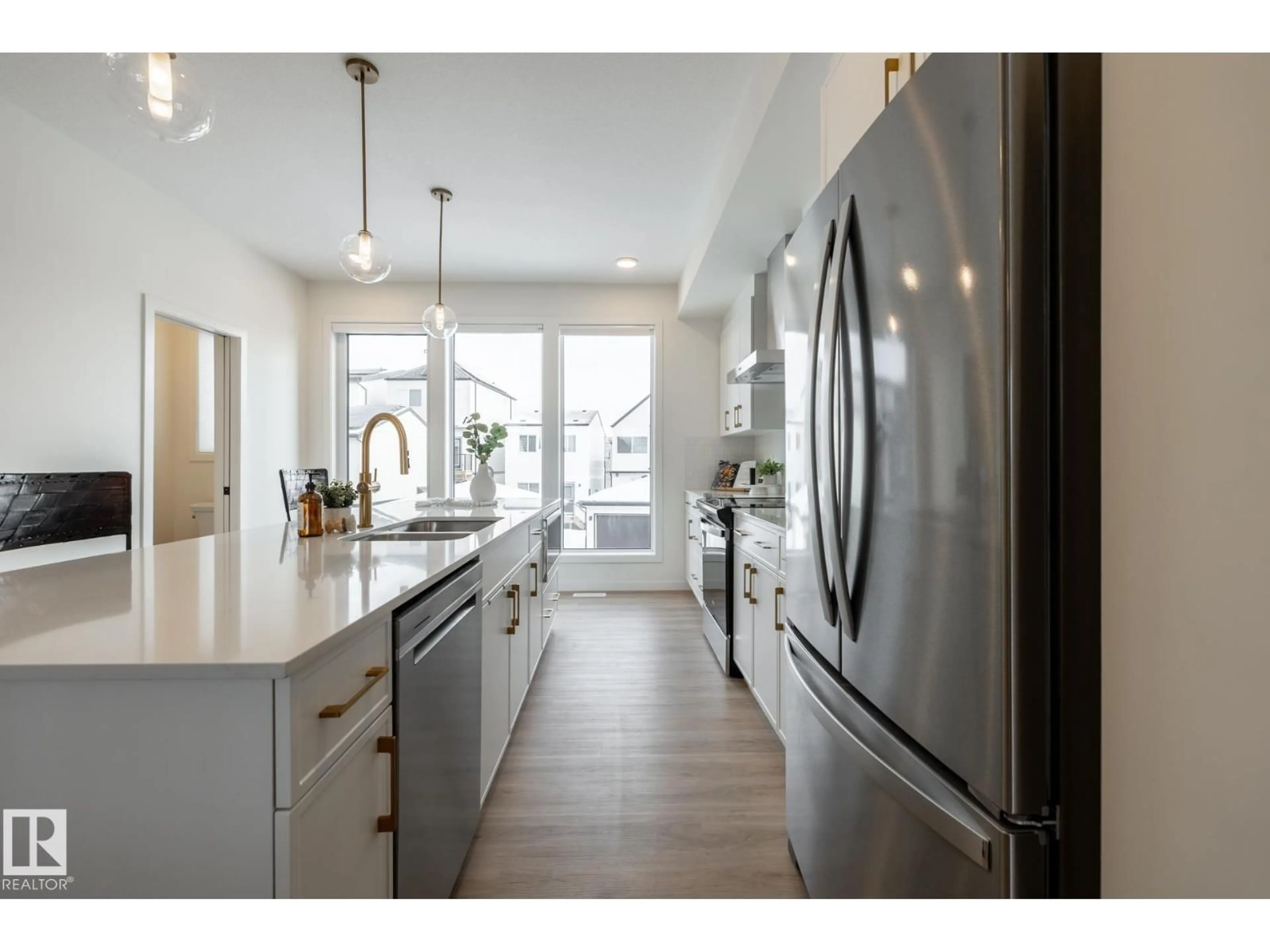 Open concept kitchen, unknown for 7529 KLAPSTEIN LI, Edmonton Alberta T6W5T2