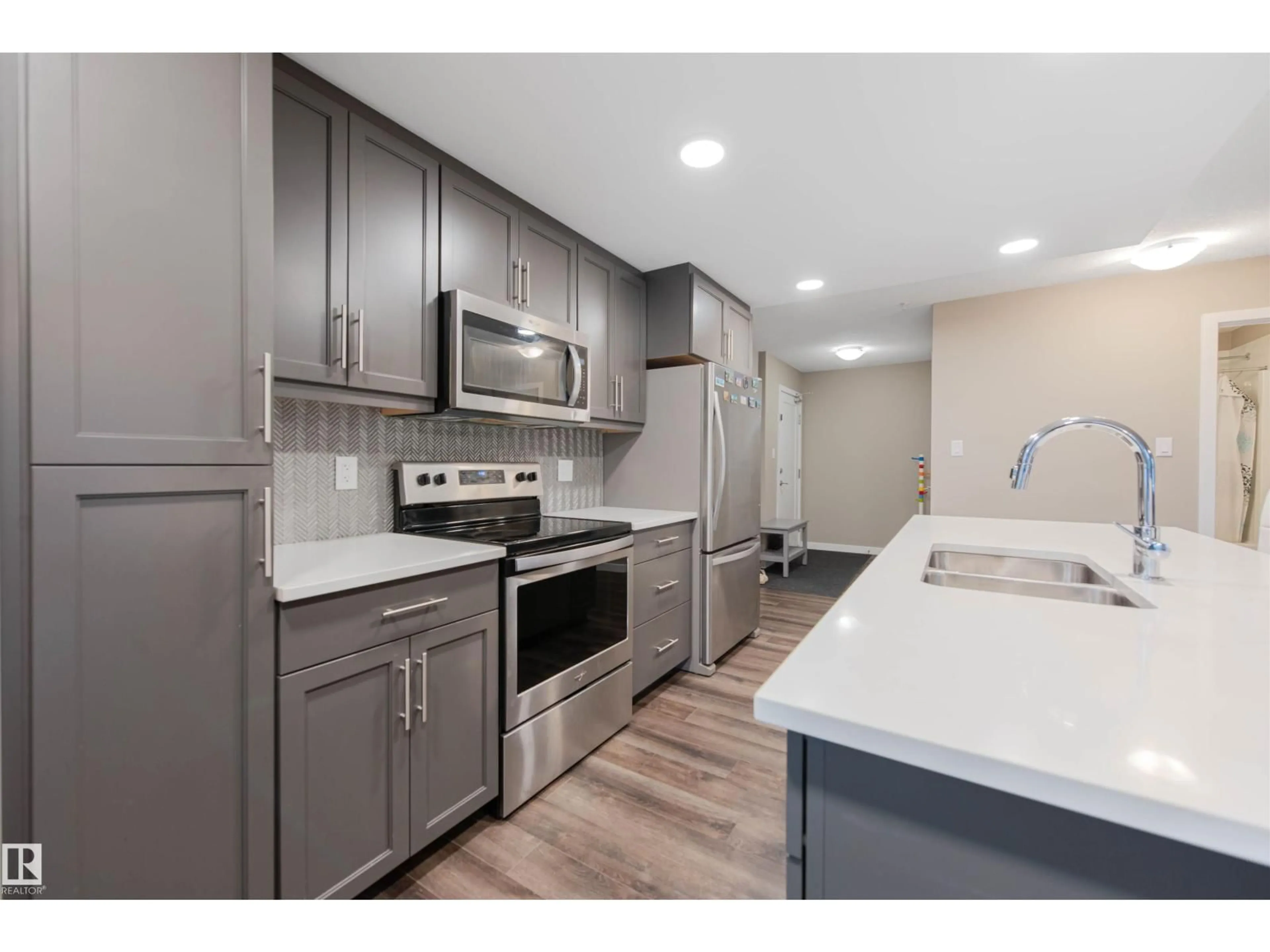 Open concept kitchen, unknown for 5504 - 121 SCHONSEE DR, Edmonton Alberta T5Z0N9