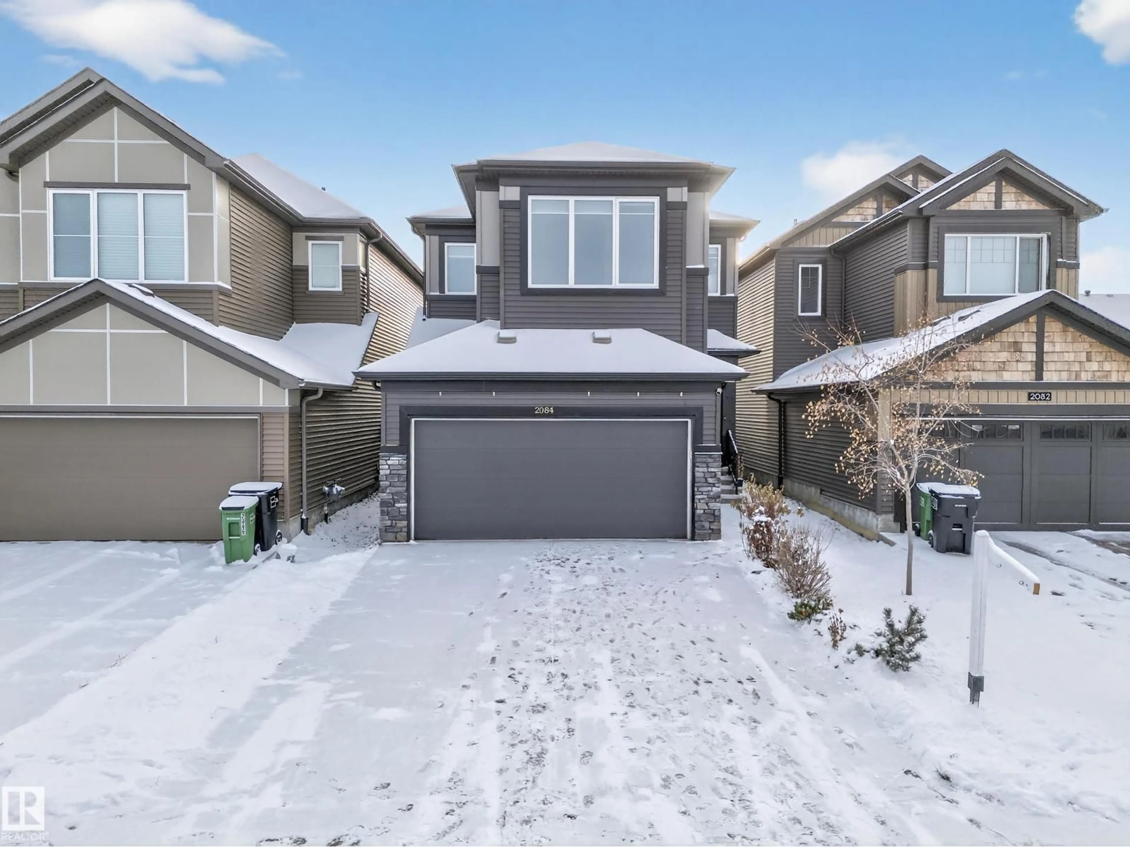 A pic from outside/outdoor area/front of a property/back of a property/a pic from drone, street for 2084 GRAYDON HILL CR, Edmonton Alberta T6W4C7