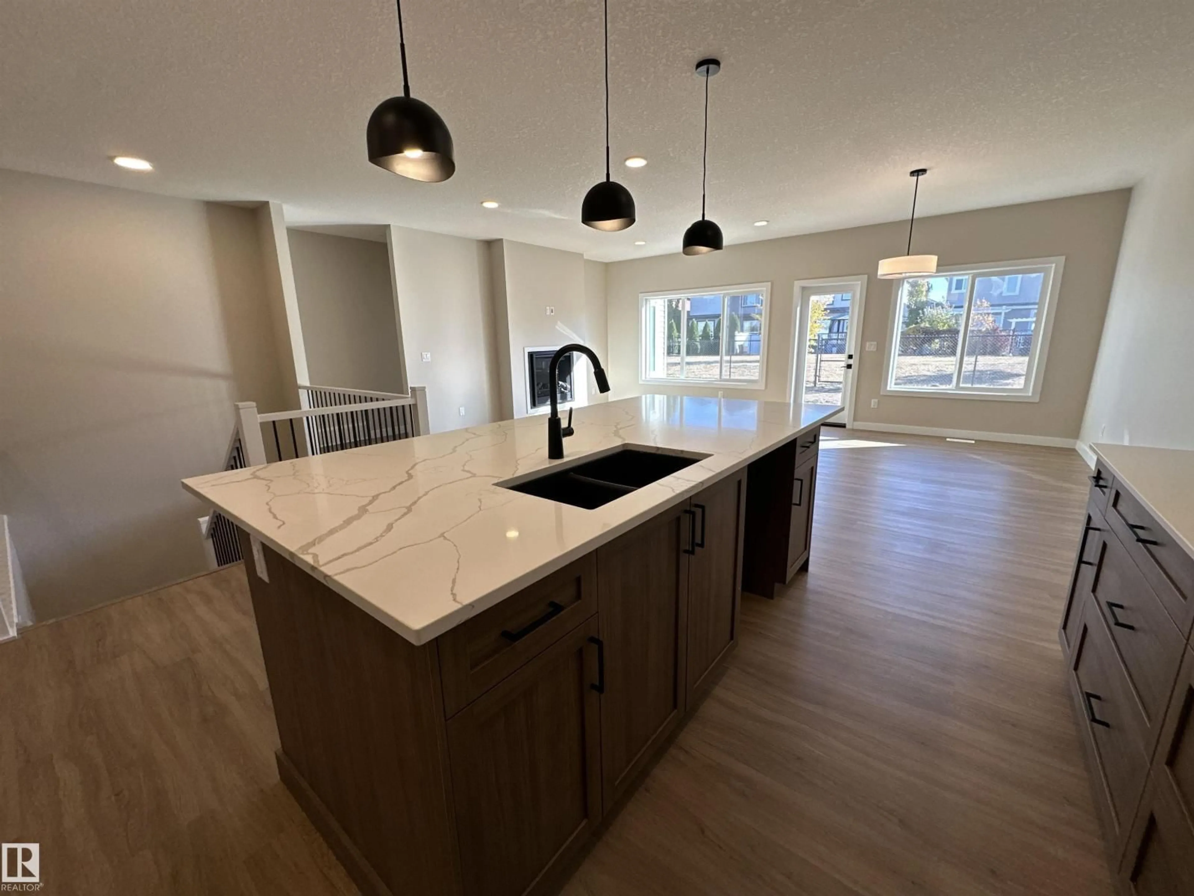 Open concept kitchen, unknown for 145 ELM ST, Fort Saskatchewan Alberta T8L0X8