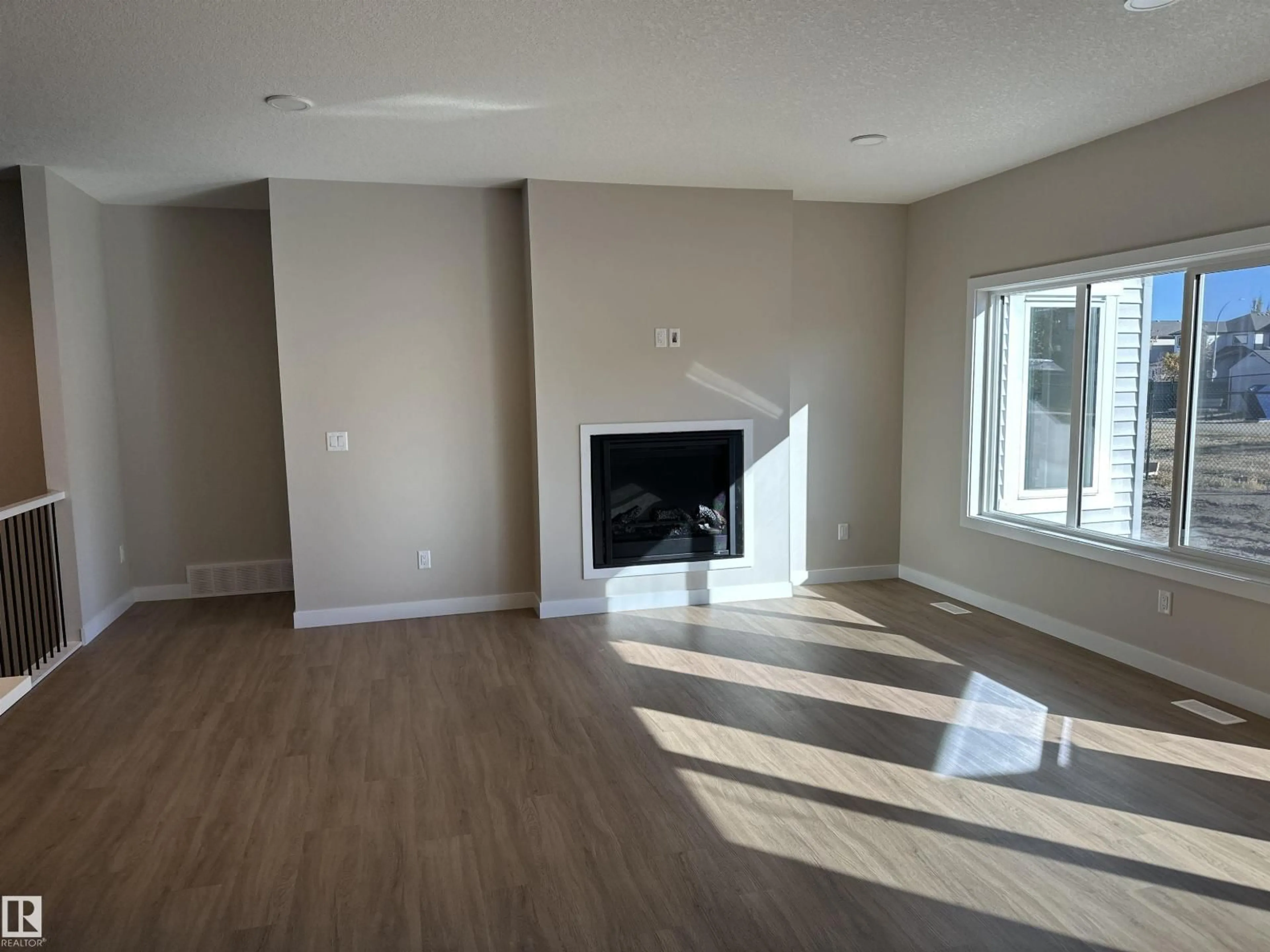 A pic of a room for 145 ELM ST, Fort Saskatchewan Alberta T8L0X8