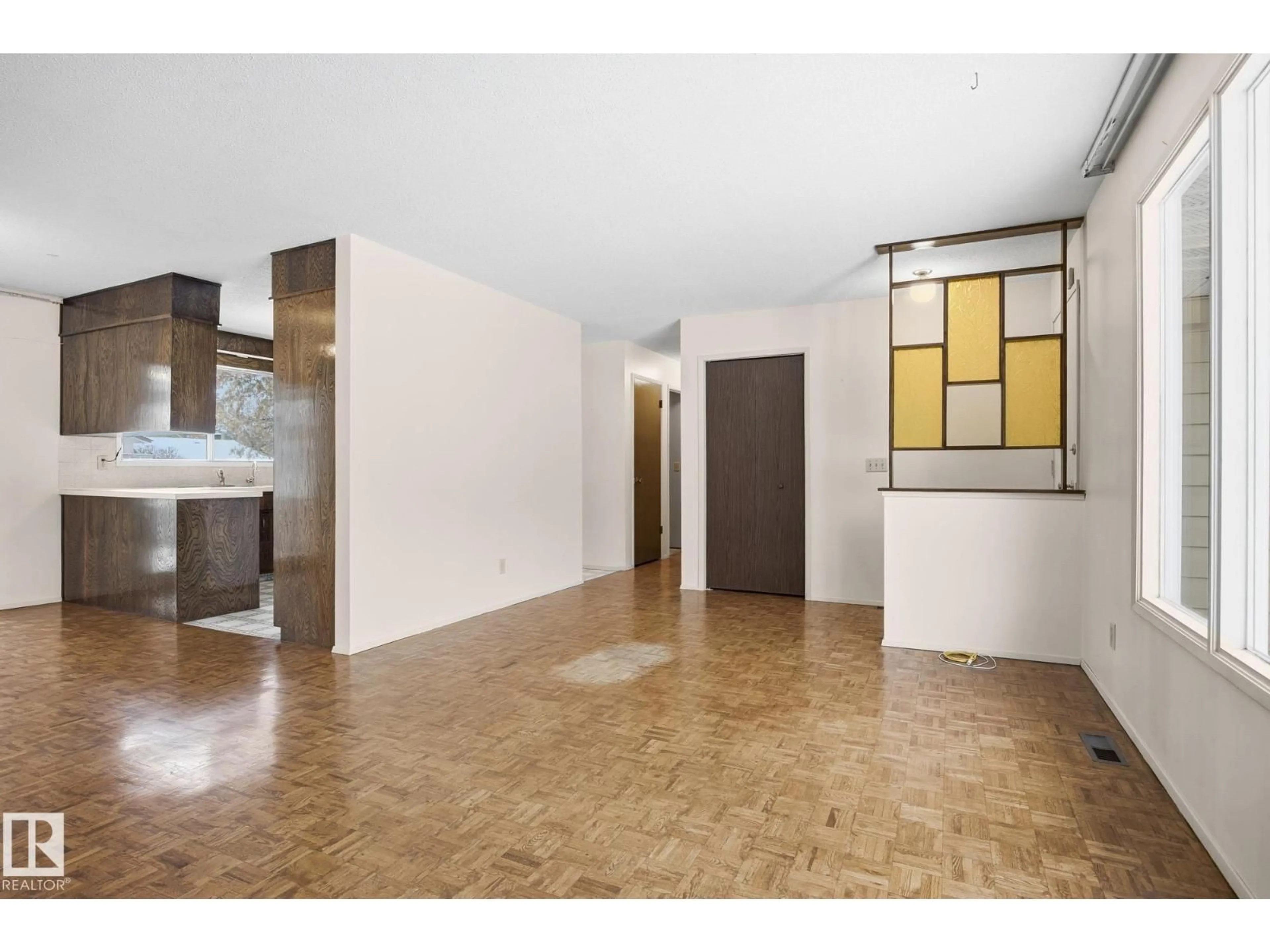 Unknown for 29 ANDREW CR, St. Albert Alberta T8N2V2