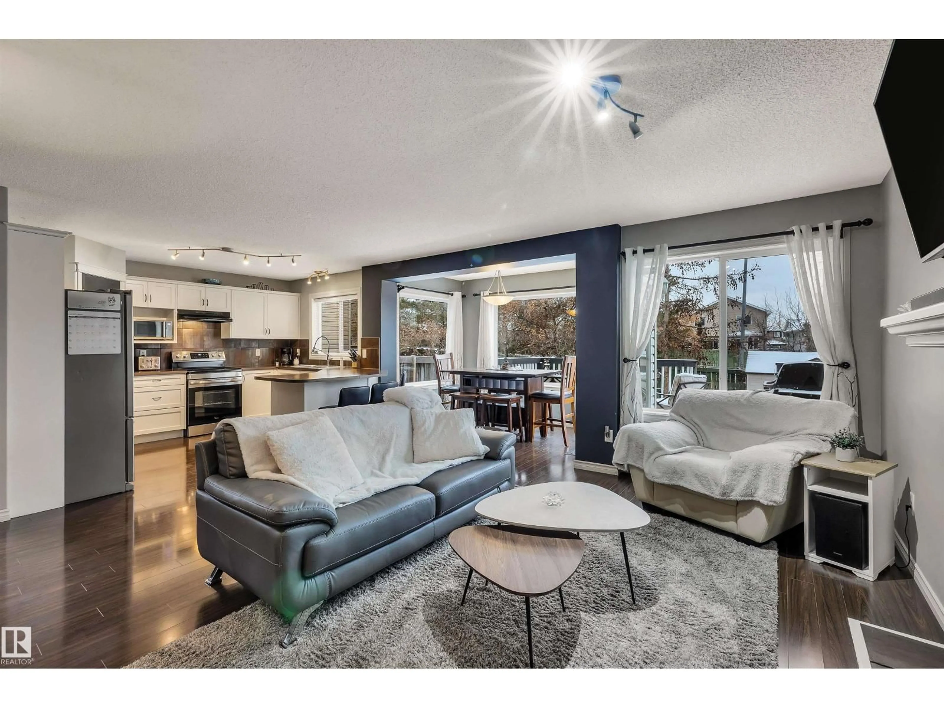 Living room with furniture, unknown for 139 CHESTERMERE CR, Sherwood Park Alberta T8H2W6