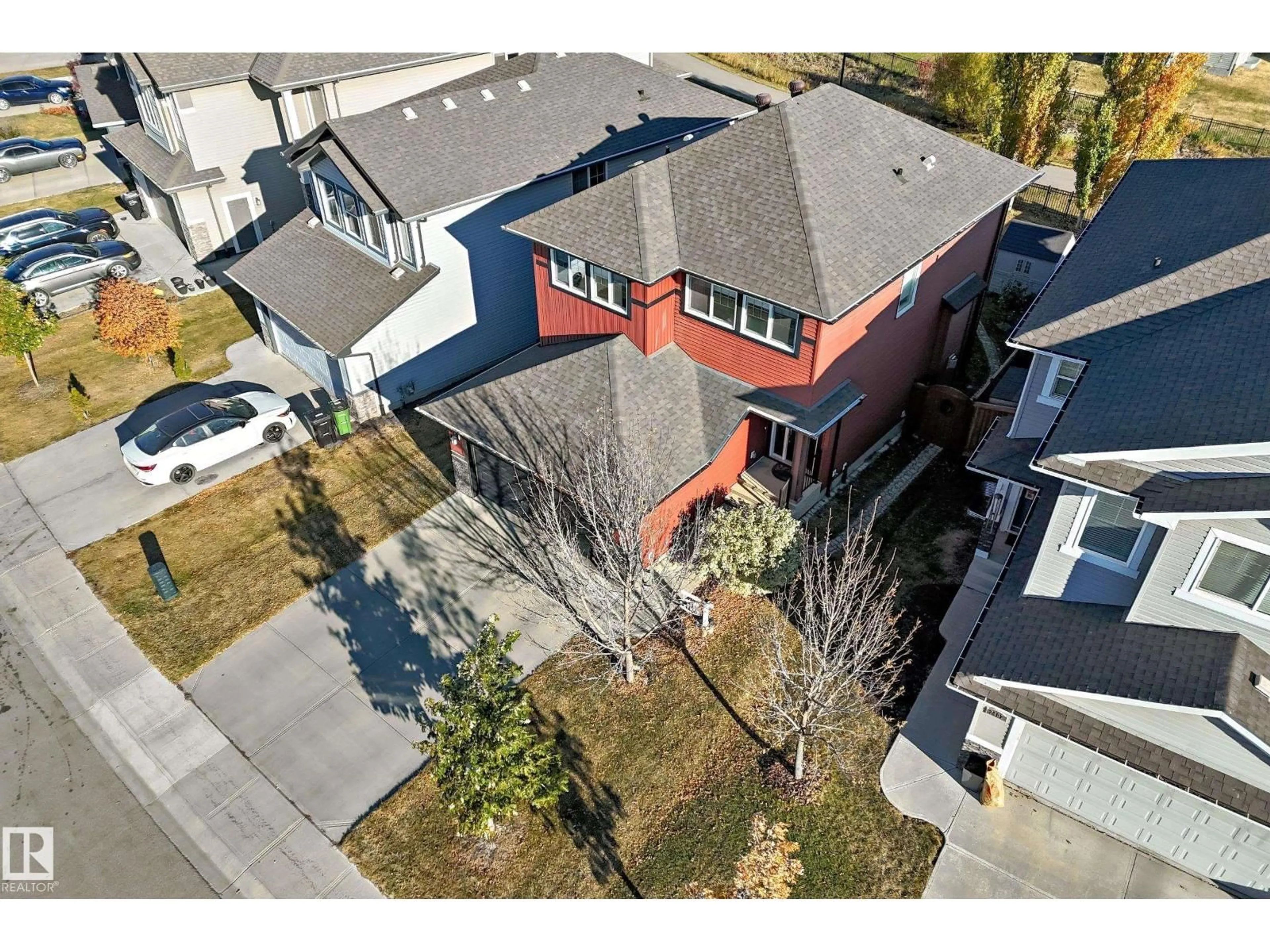 A pic from outside/outdoor area/front of a property/back of a property/a pic from drone, street for 3411 8 ST, Edmonton Alberta T6T1A3