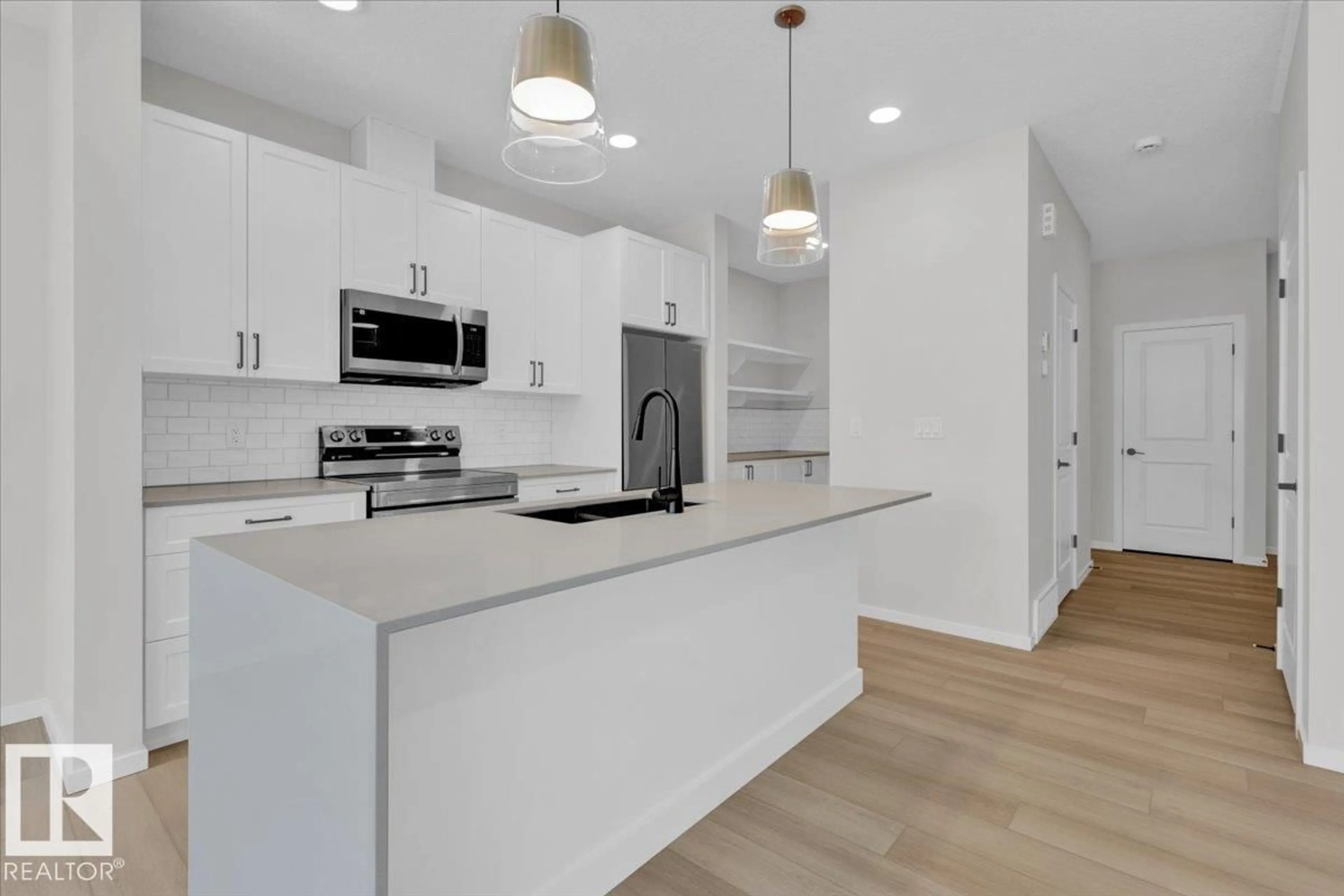 Open concept kitchen, unknown for 1142 SOUTH CREEK WD, Stony Plain Alberta T7Z0J9