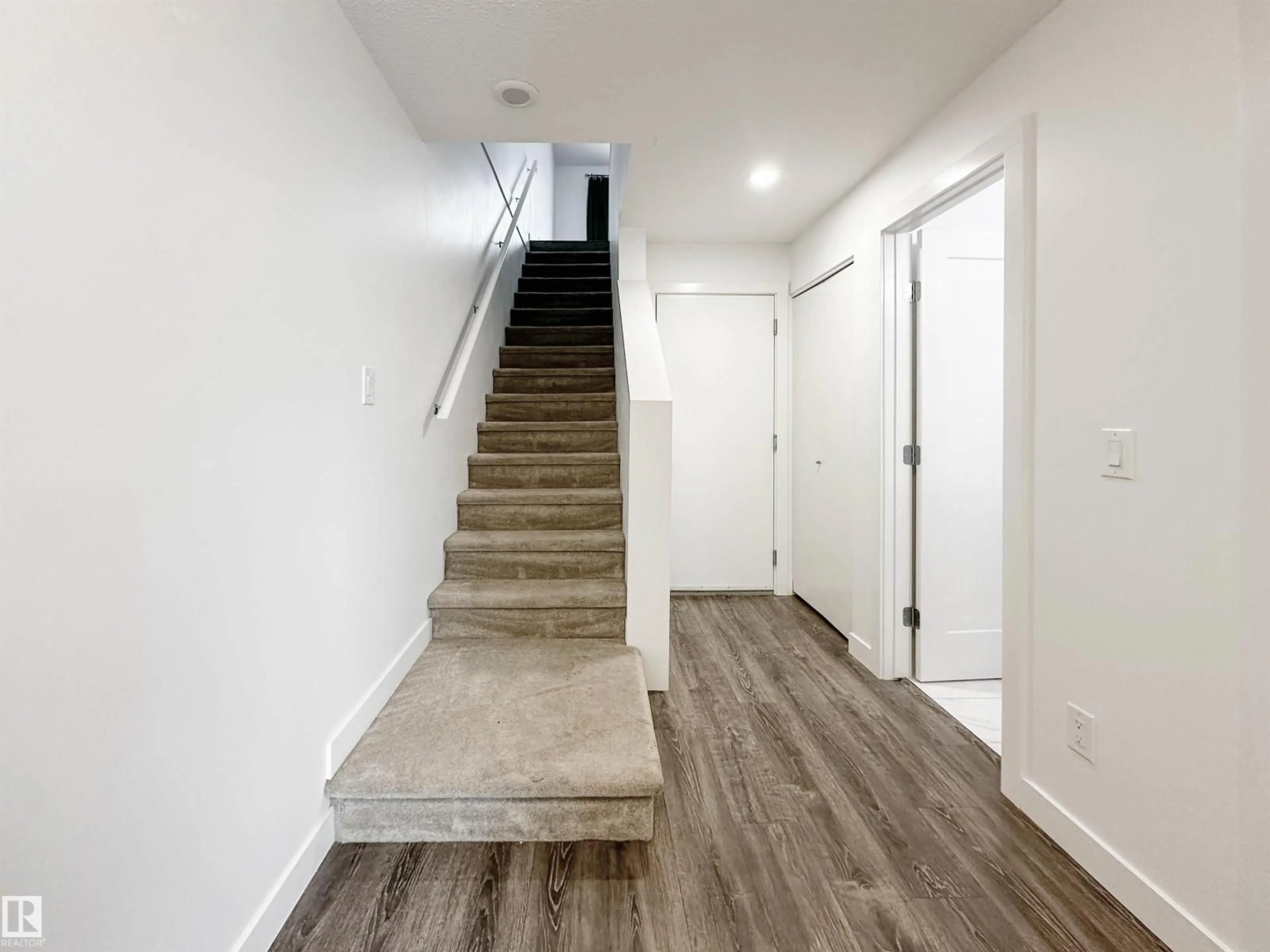 Unknown for #14 - 100 JENSEN BV, St. Albert Alberta T8N7T9