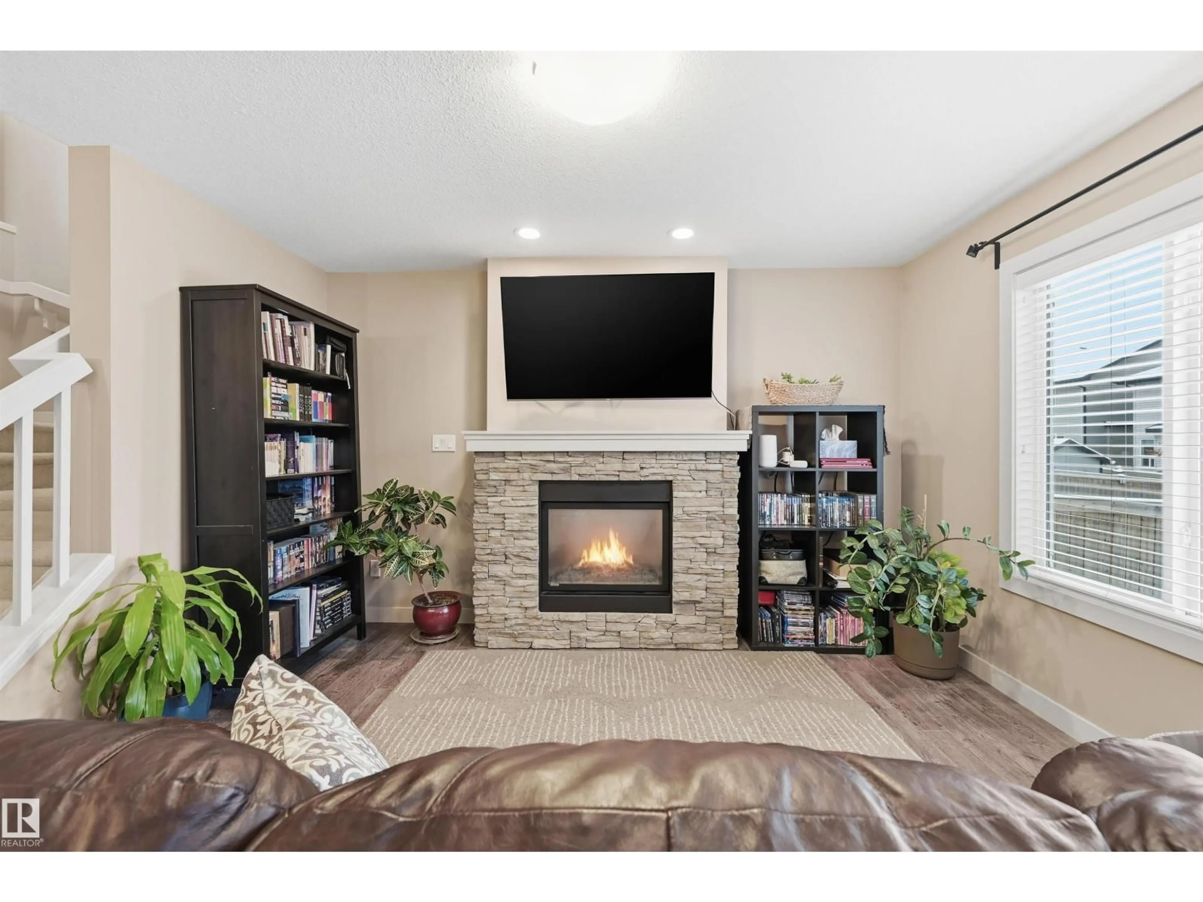 Living room with furniture, unknown for 140 AXBRIDGE GA, Sherwood Park Alberta T8H0V8