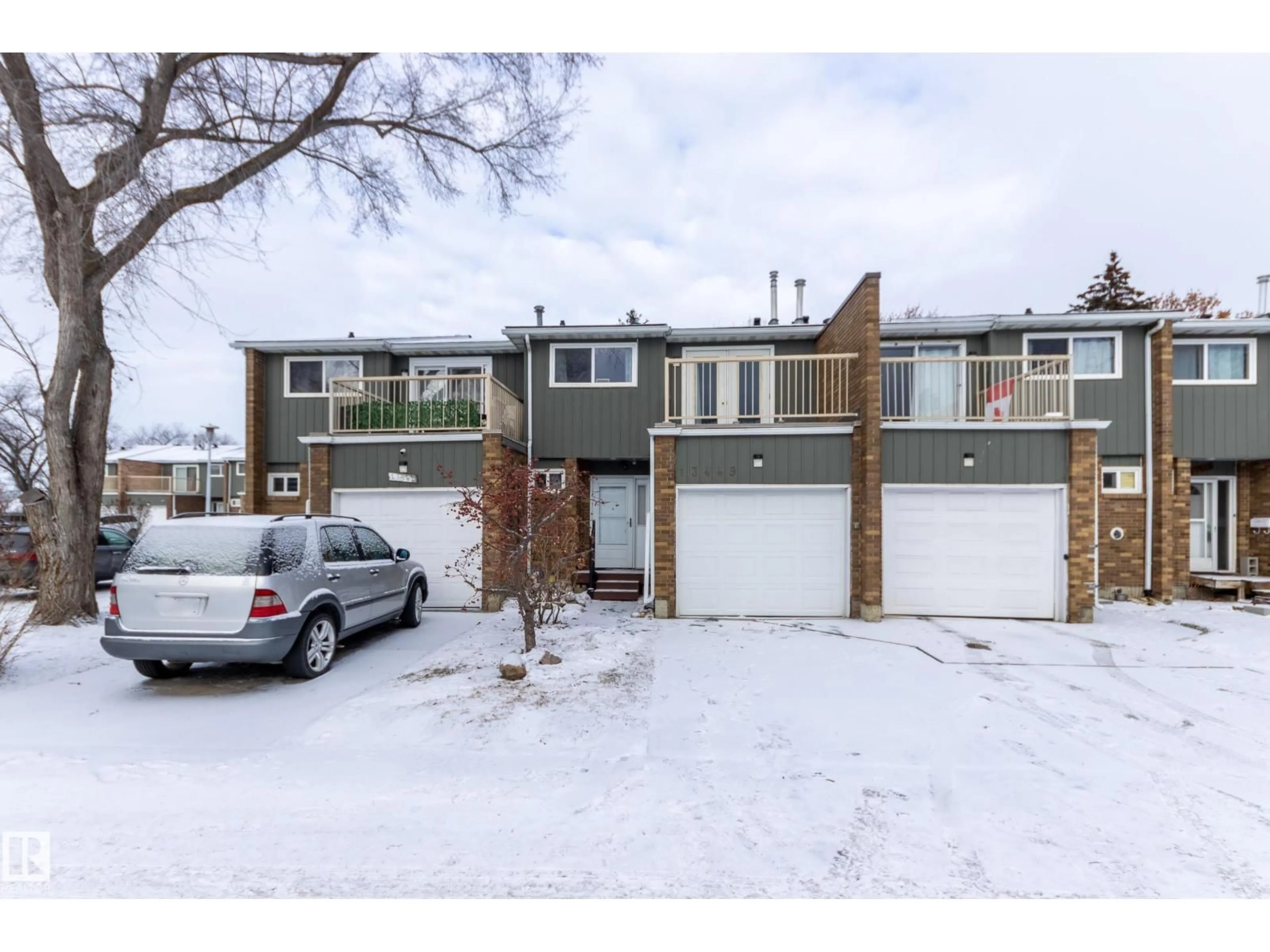 Unknown for 13449 40 ST, Edmonton Alberta T5A3L9