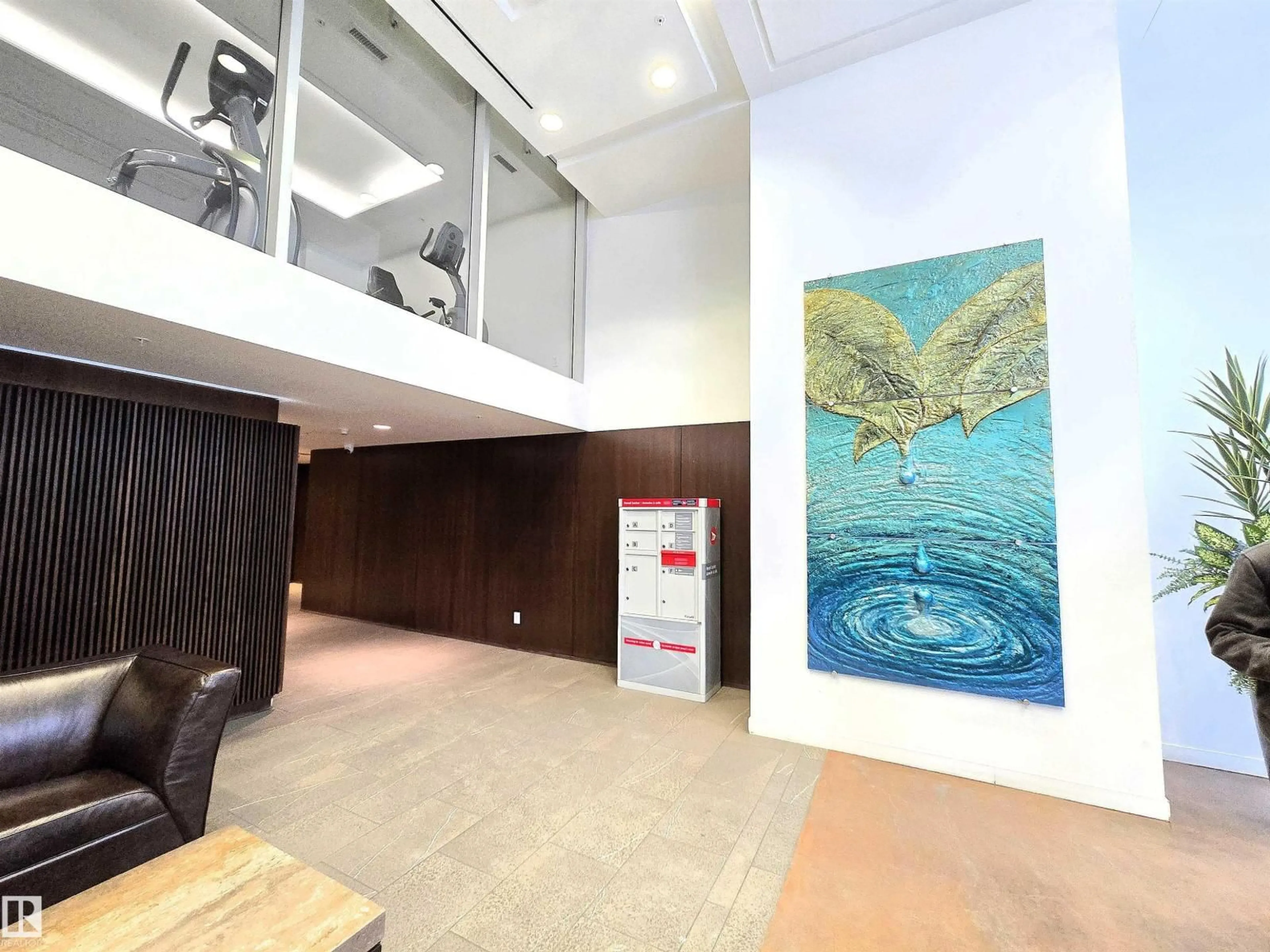 Lobby for 606 - 2606 109 ST NW, Edmonton Alberta T6J3S9