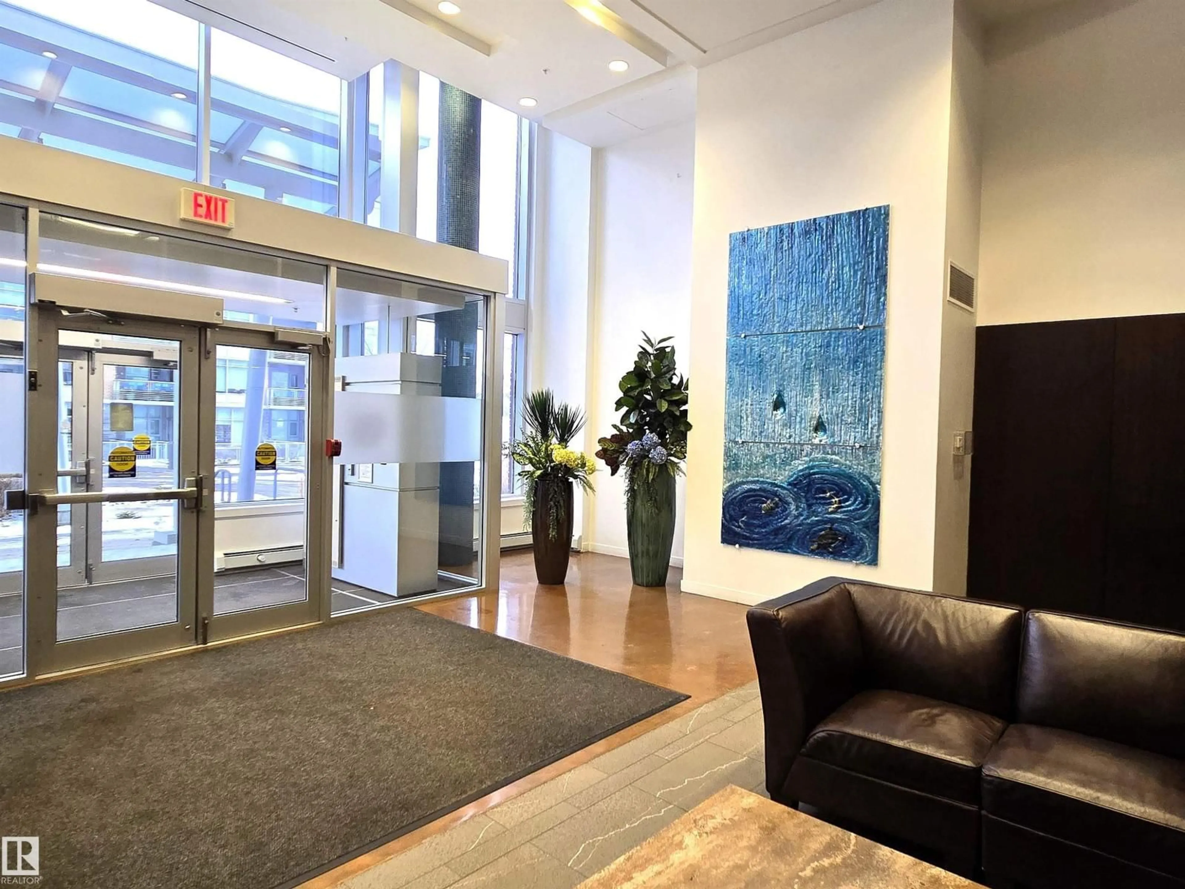 Lobby for 606 - 2606 109 ST NW, Edmonton Alberta T6J3S9