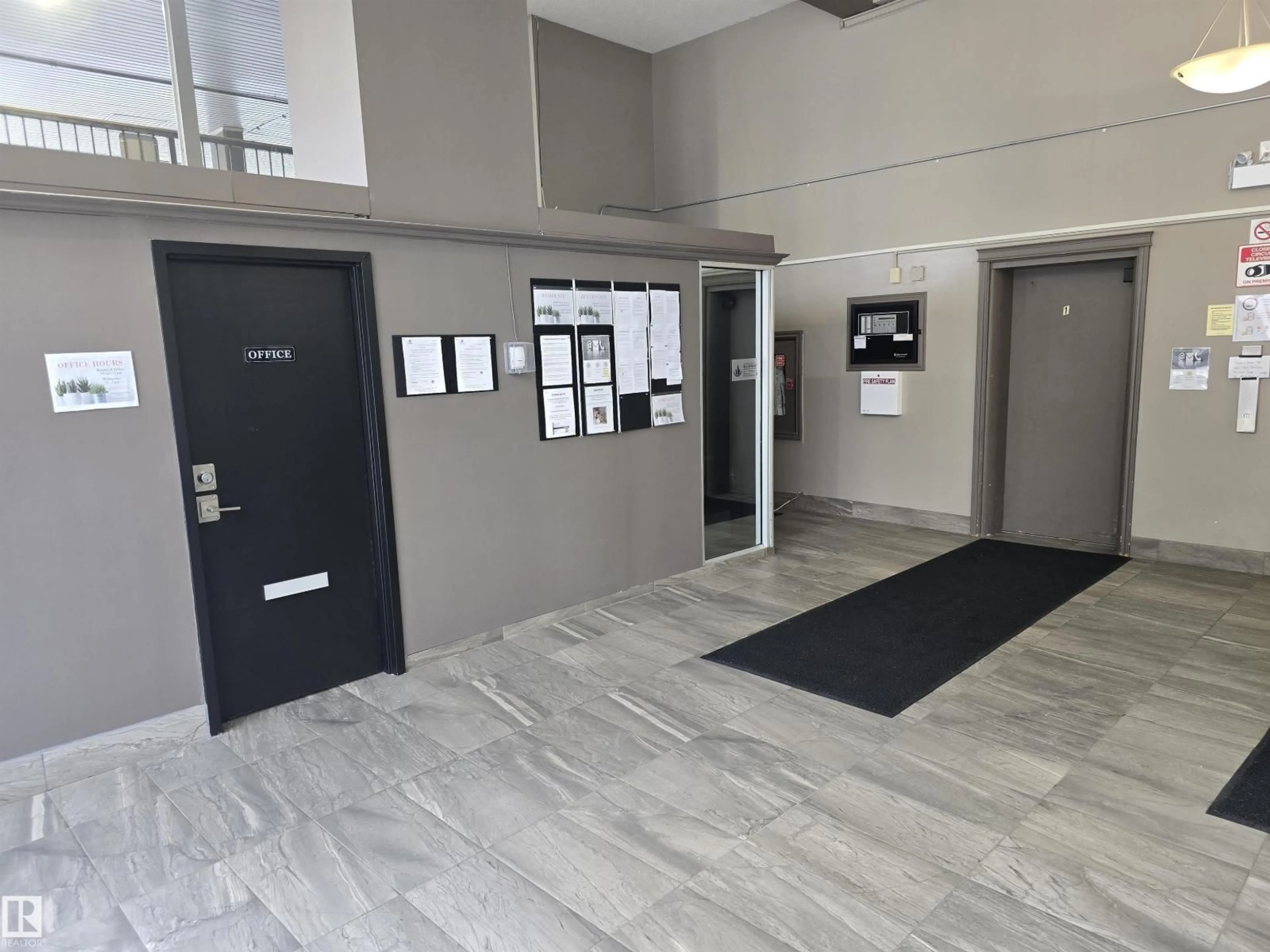Indoor foyer for #1102 - 9730 106 ST, Edmonton Alberta T5K1B7