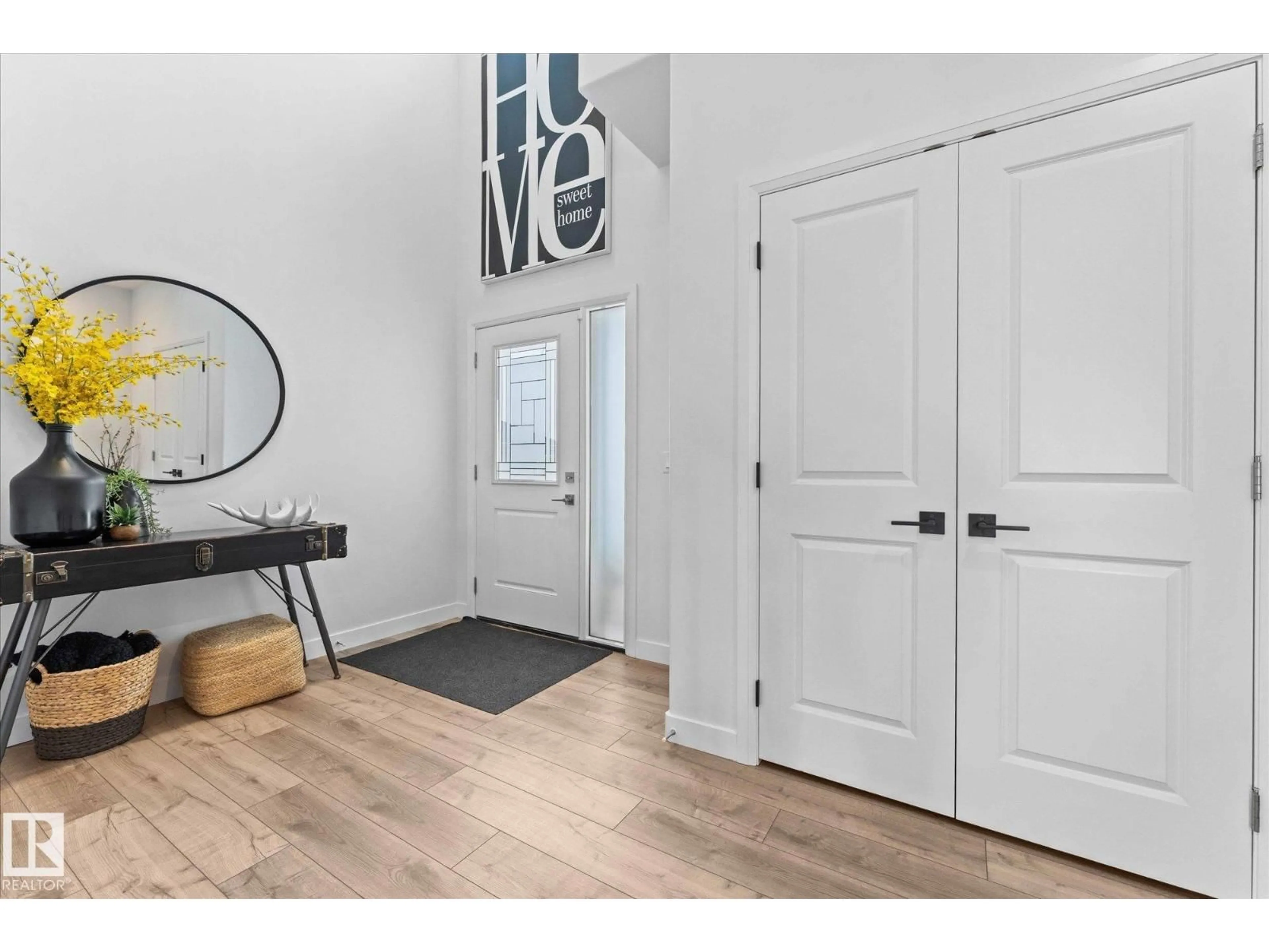 Indoor entryway for 153 WESTBROOK WD, Fort Saskatchewan Alberta T8L0L7