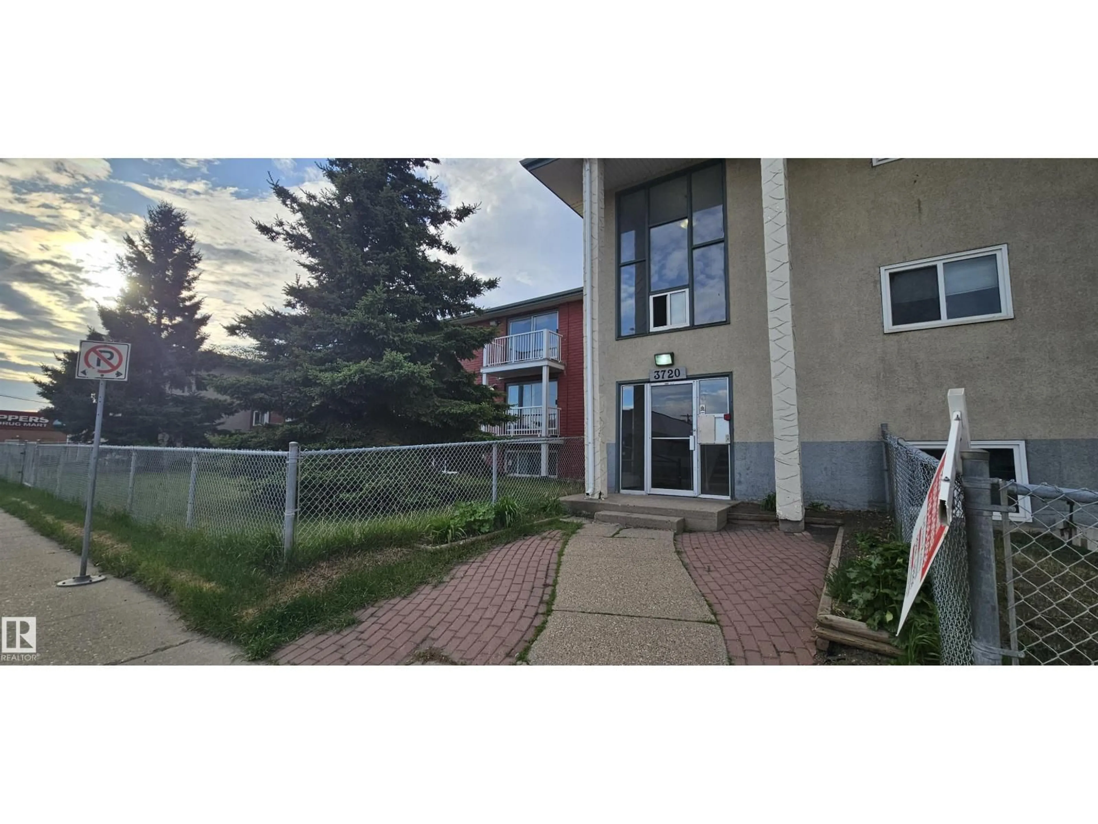 A pic from outside/outdoor area/front of a property/back of a property/a pic from drone, unknown for #108 - 3720 118 AV, Edmonton Alberta T5W0Z6