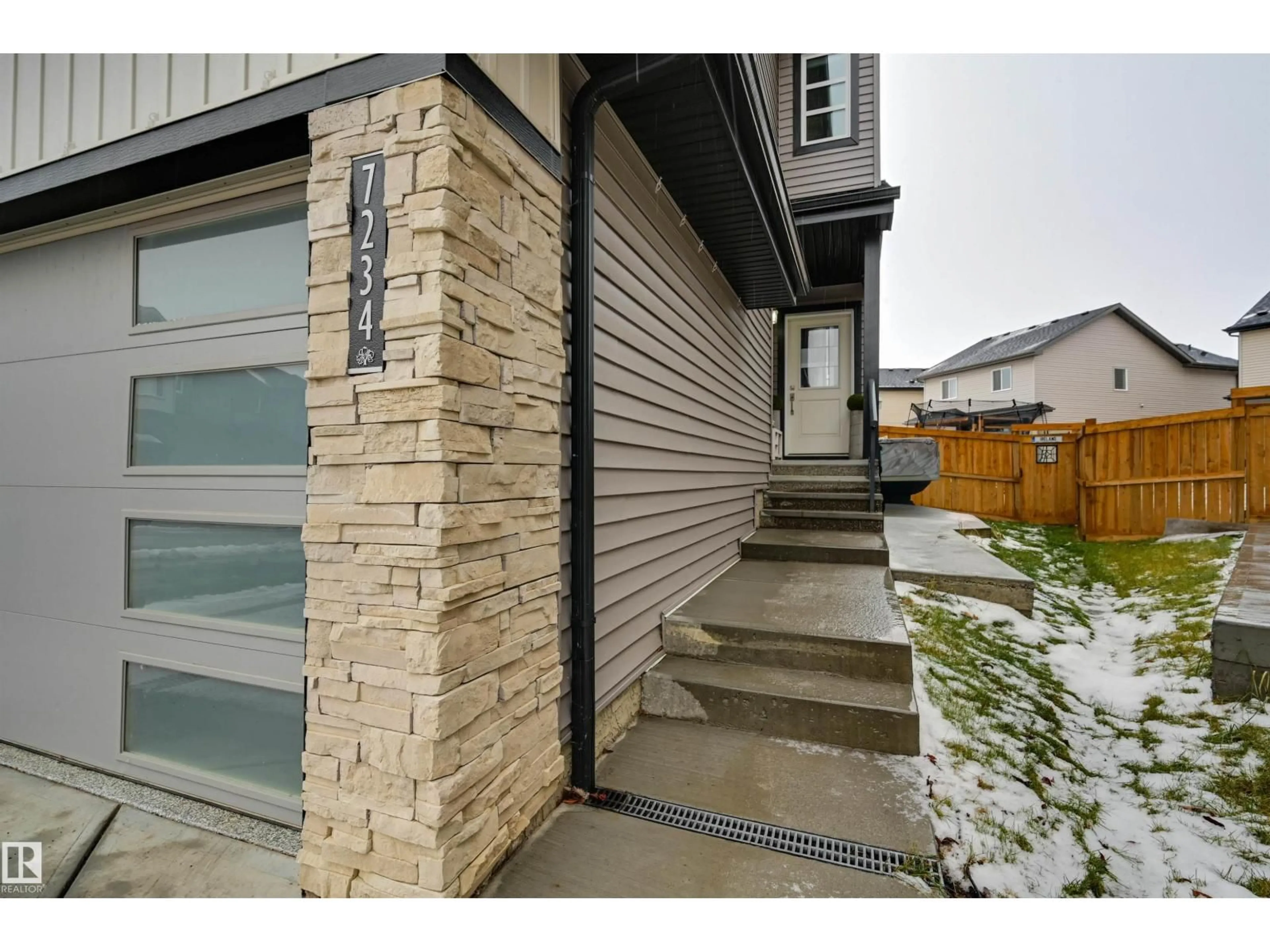 Unknown for 7234 CHIVERS PL, Edmonton Alberta T6W4L4