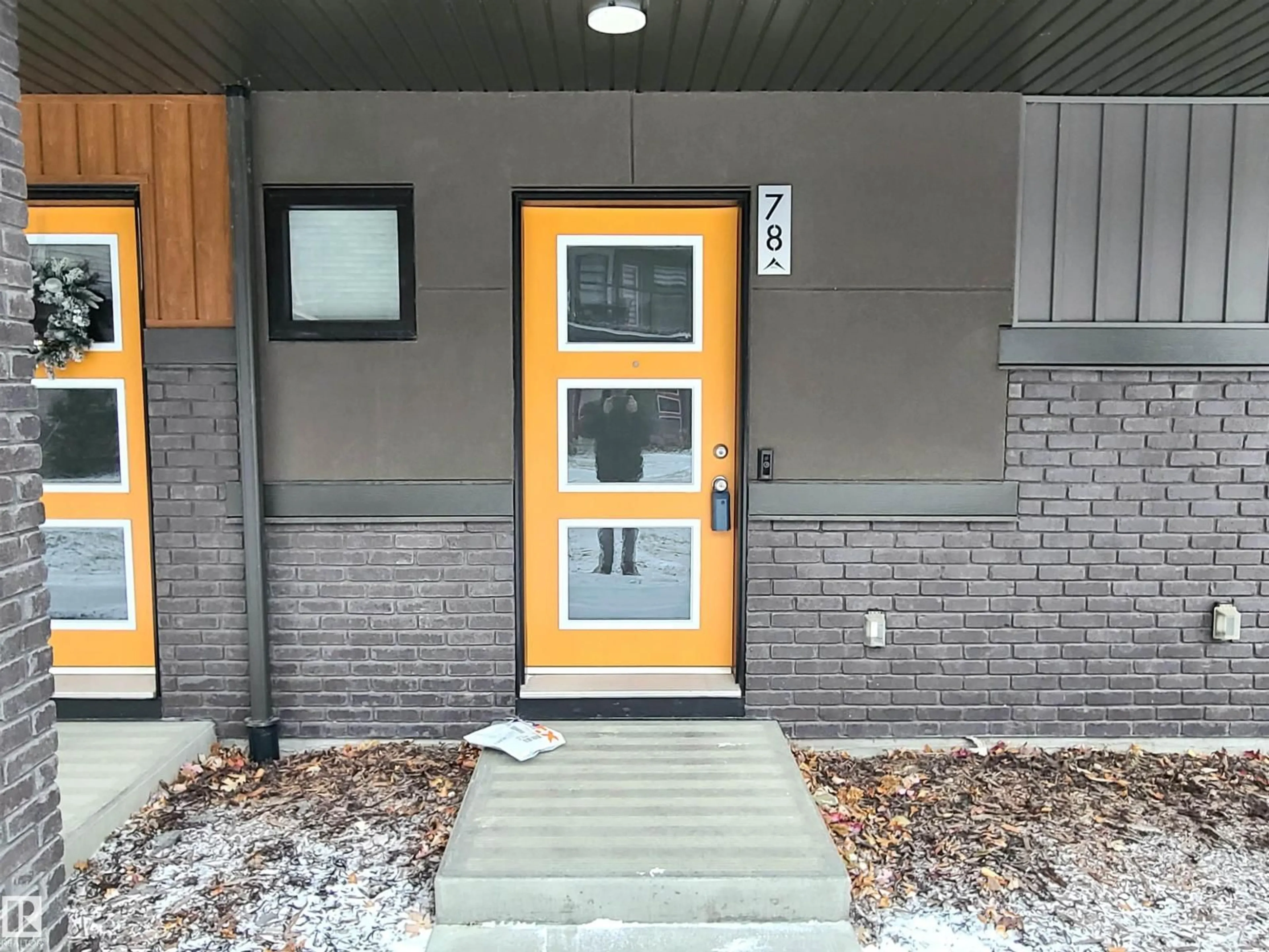 Indoor entryway for #78 - 1203 163 ST, Edmonton Alberta T6W3X1