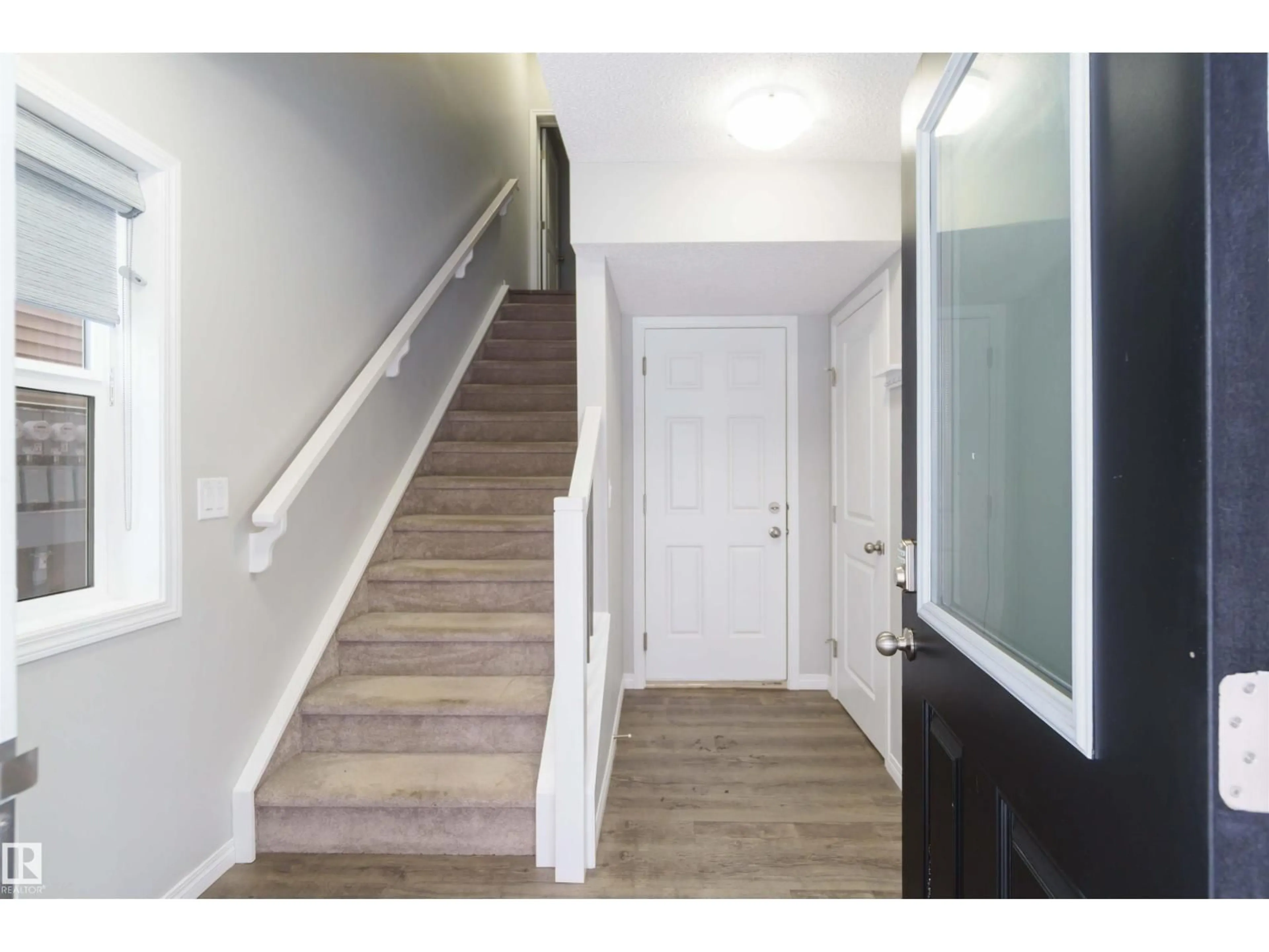 Indoor entryway for #54 - 2072 WONNACOTT WY, Edmonton Alberta T6X2V7