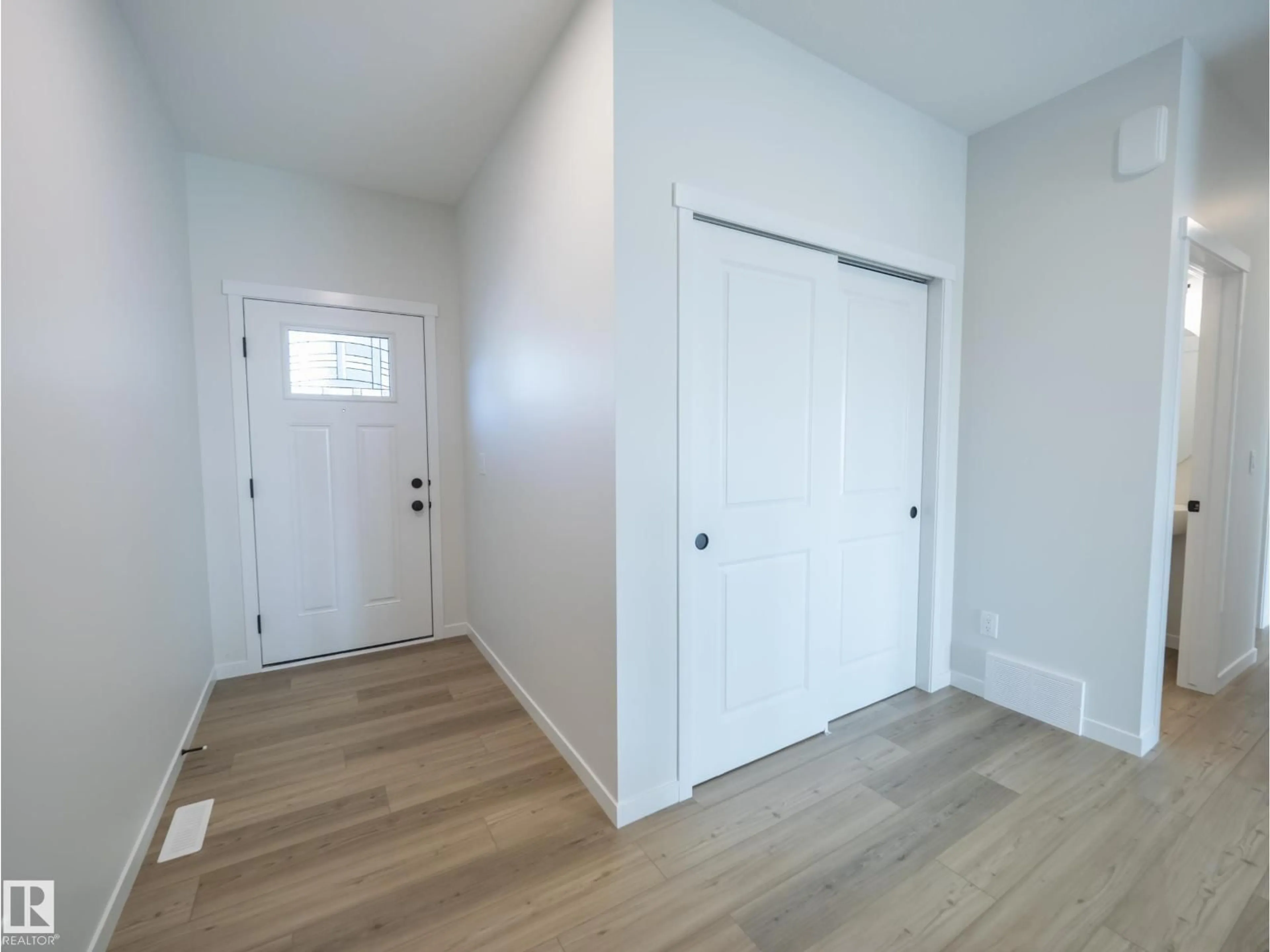 Indoor entryway for 312 173 AV, Edmonton Alberta T5Y4G8