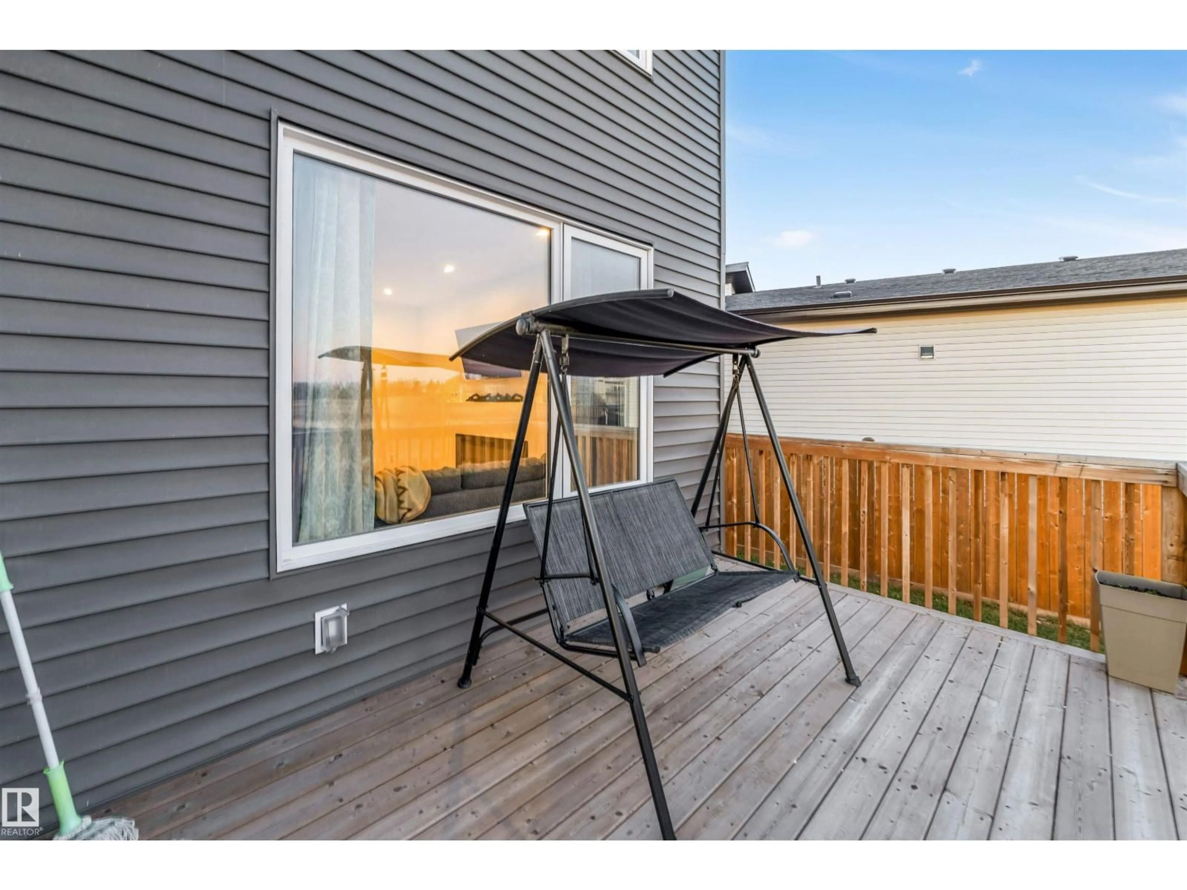 Patio, unknown for 6205 46 AV, Beaumont Alberta T4X2Z2