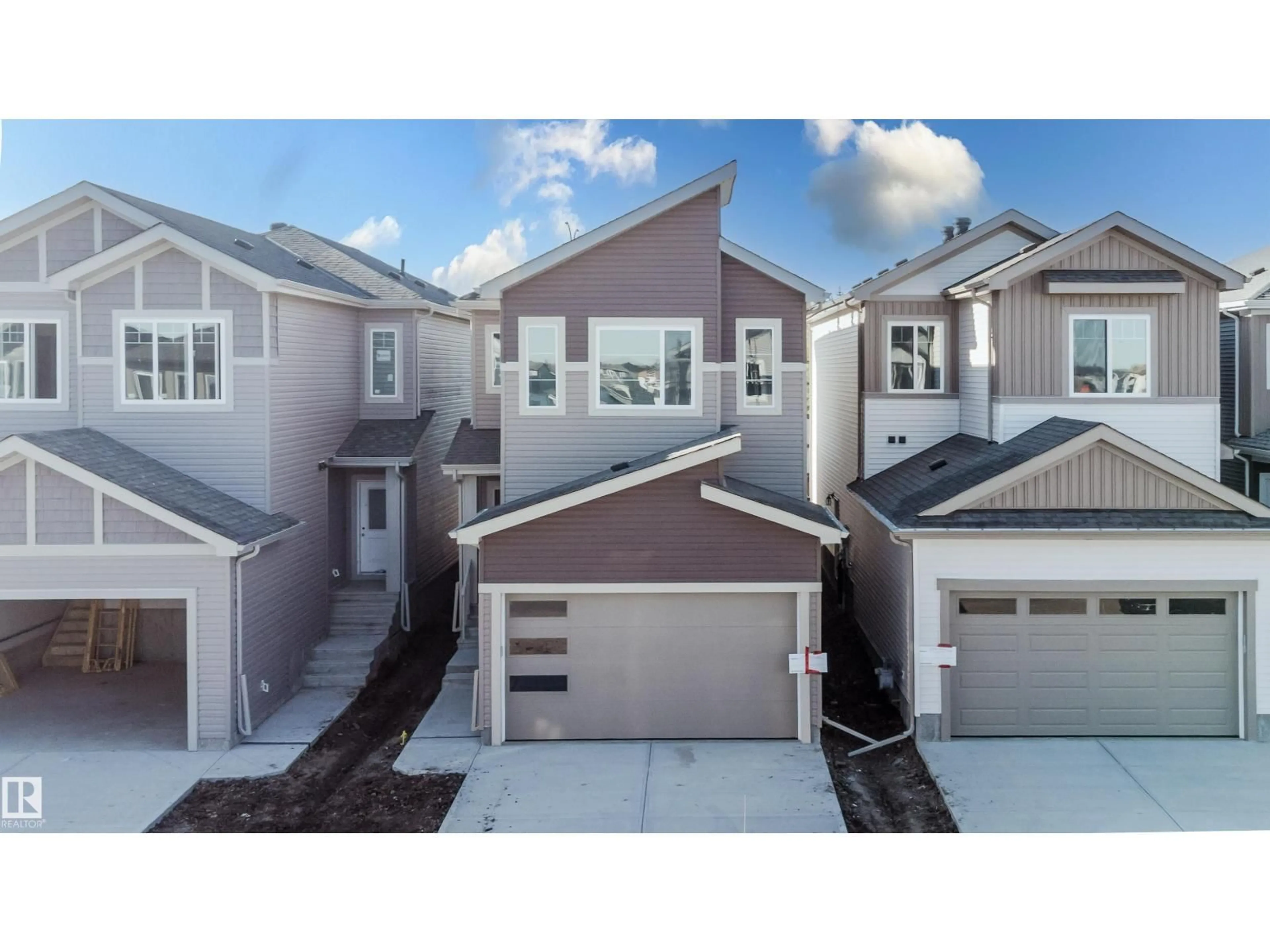 A pic from outside/outdoor area/front of a property/back of a property/a pic from drone, street for 284 MUNN WY, Leduc Alberta T9E1V1