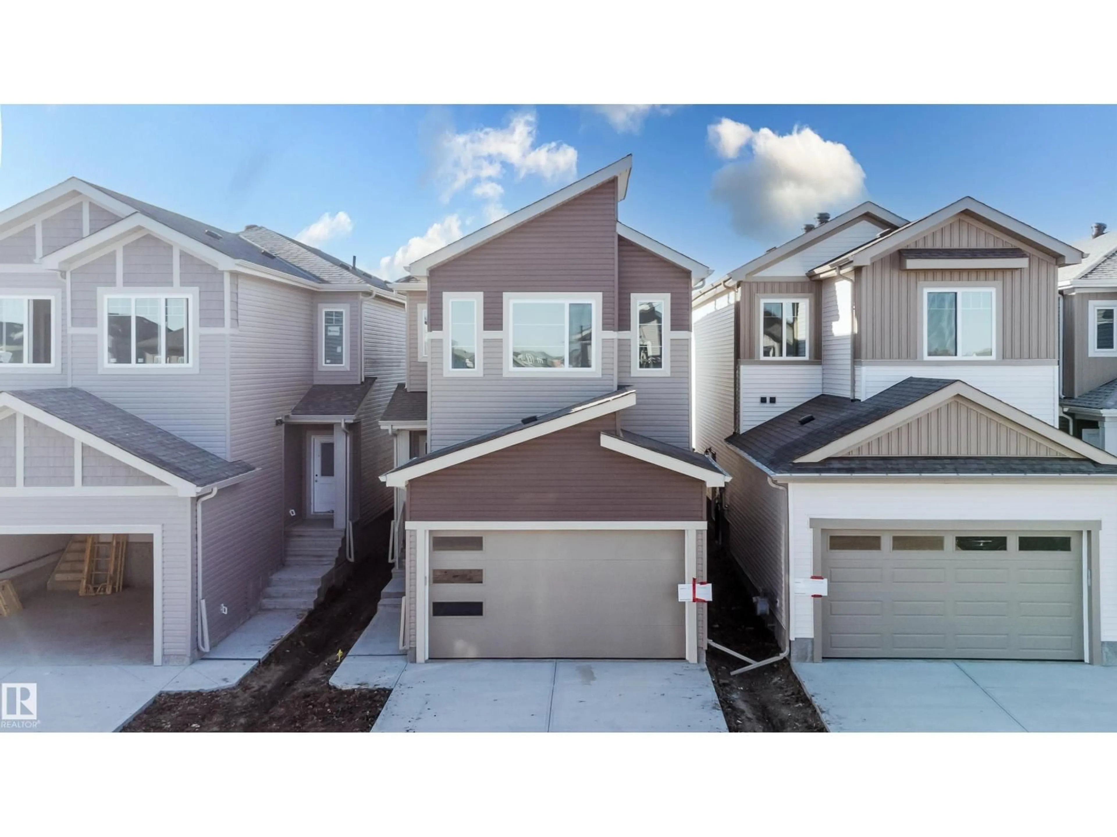 A pic from outside/outdoor area/front of a property/back of a property/a pic from drone, street for 284 MUNN WY, Leduc Alberta T9E1V1