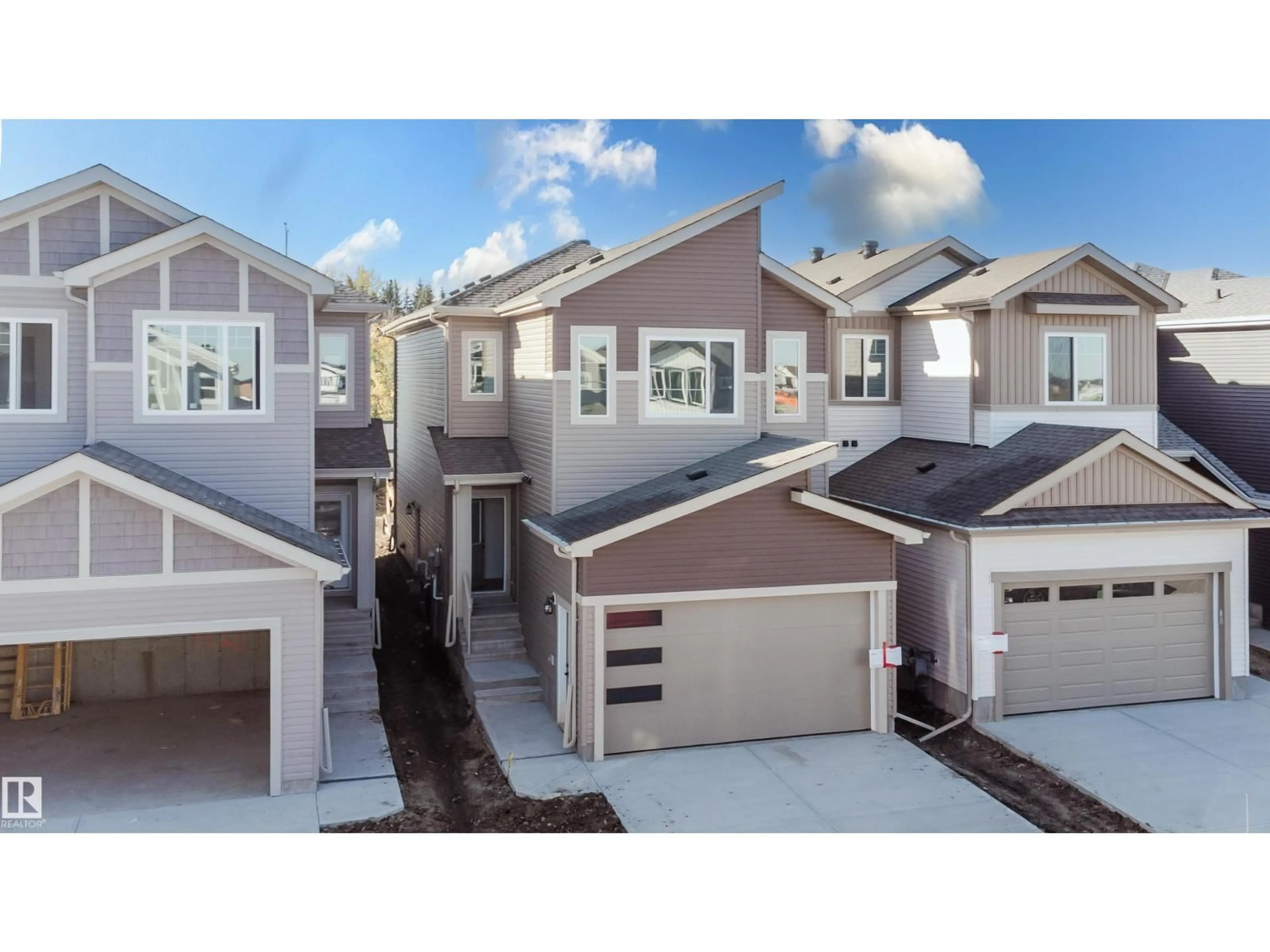 A pic from outside/outdoor area/front of a property/back of a property/a pic from drone, street for 284 MUNN WY, Leduc Alberta T9E1V1