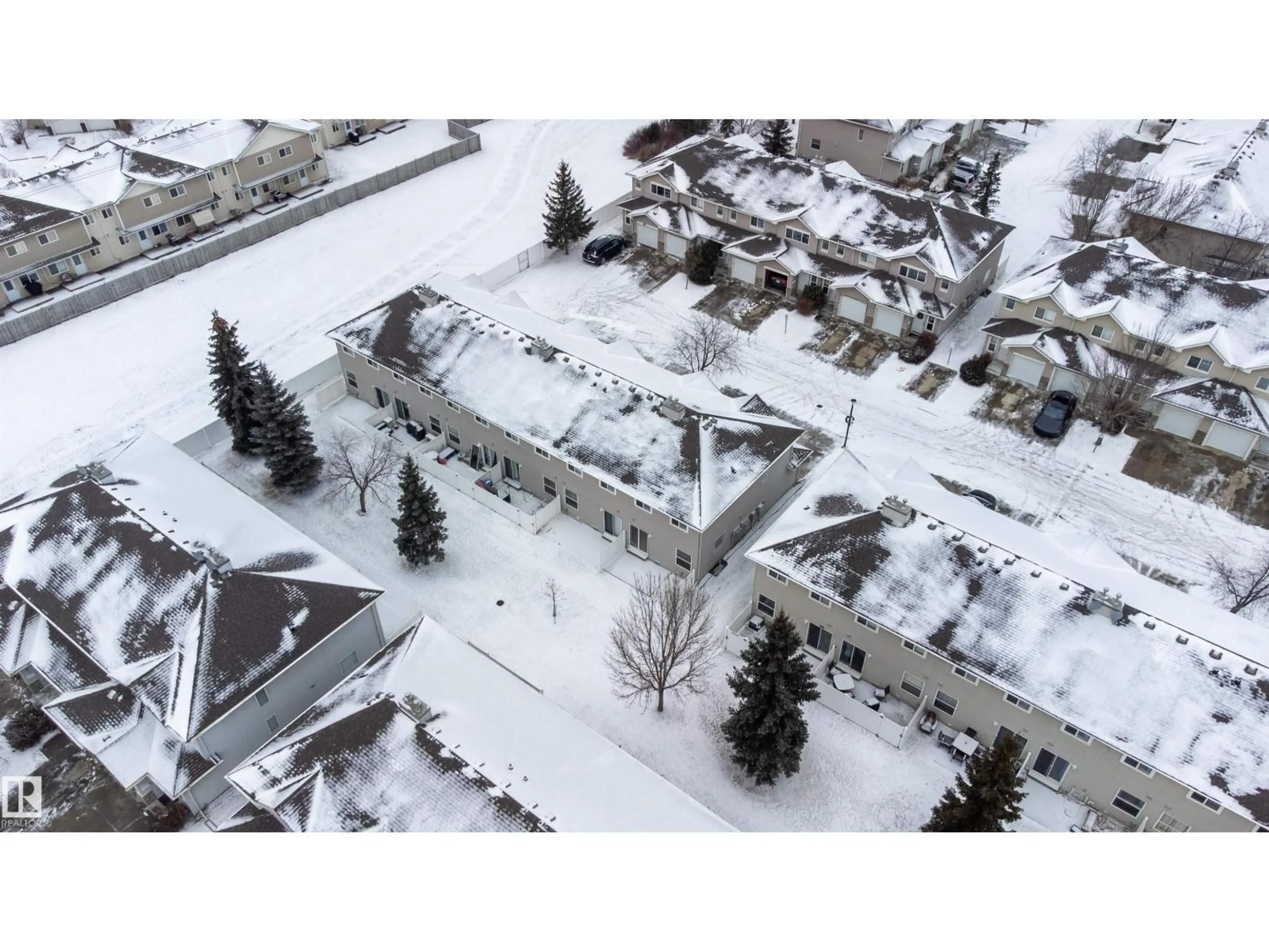 A pic from outside/outdoor area/front of a property/back of a property/a pic from drone, street for #111 - 230 EDWARDS DR, Edmonton Alberta T6X1G7