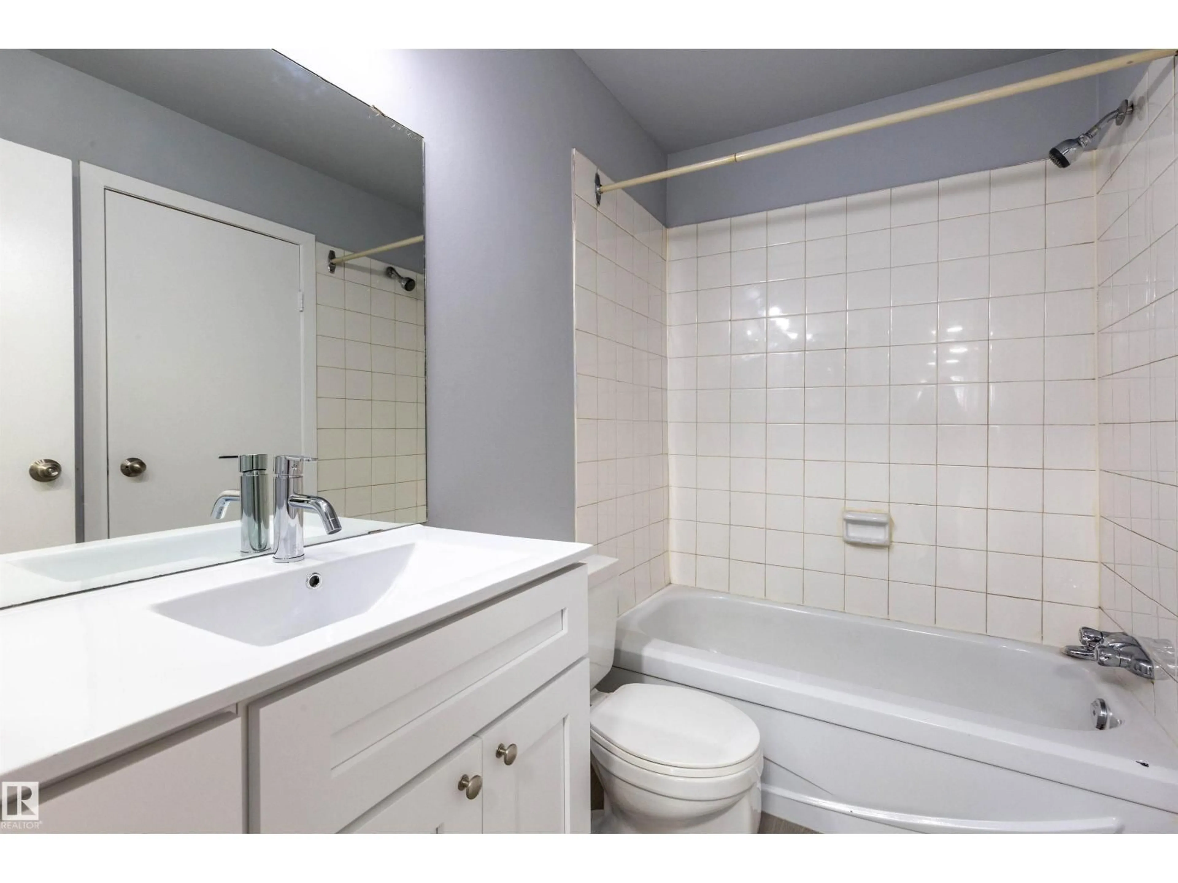 Standard bathroom, unknown for #119 - 600 KIRKNESS RD, Edmonton Alberta T5Y2H5