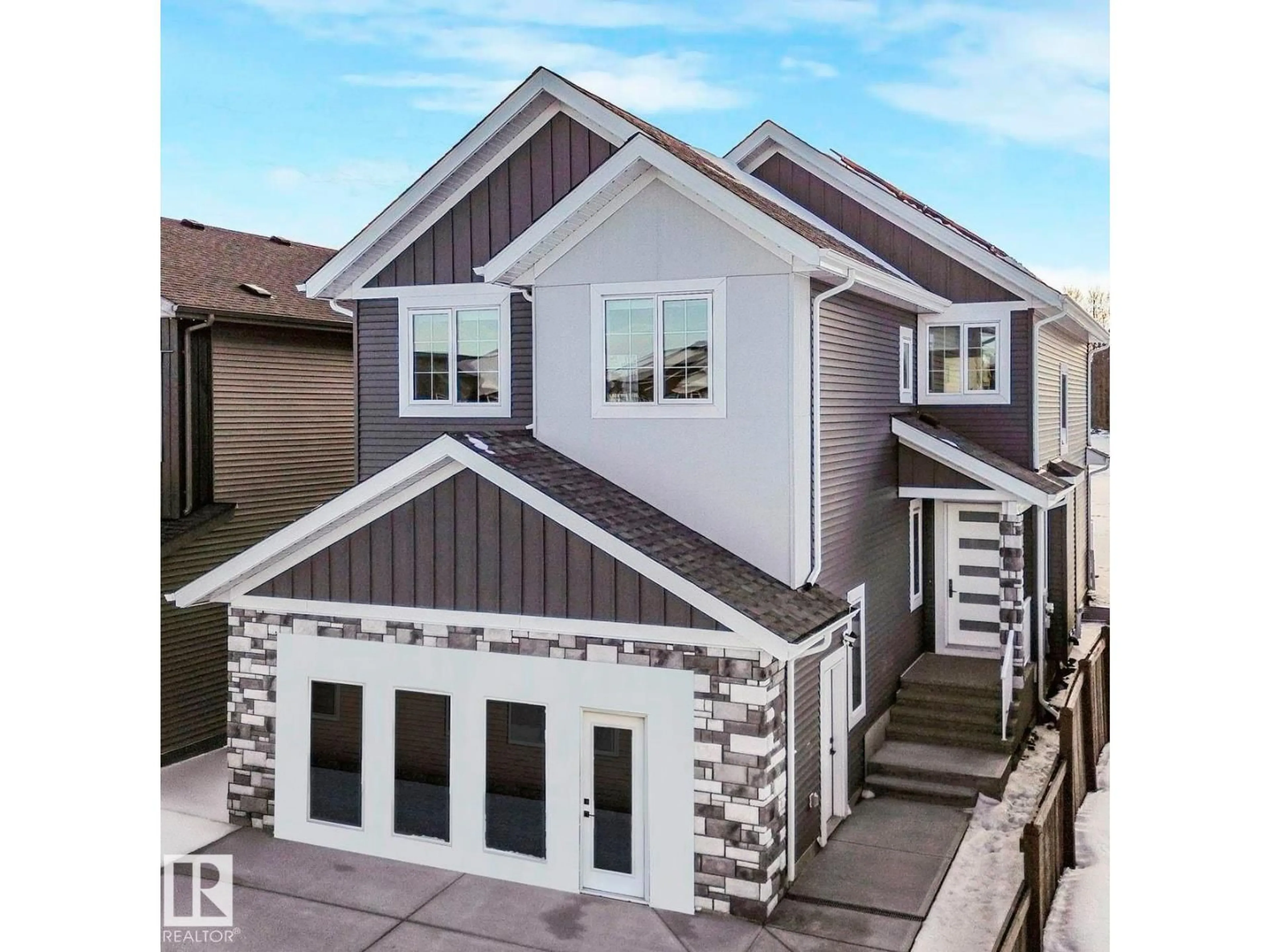 Home with vinyl exterior material, street for 62 FENWYCK BV, Spruce Grove Alberta T7X0Z2