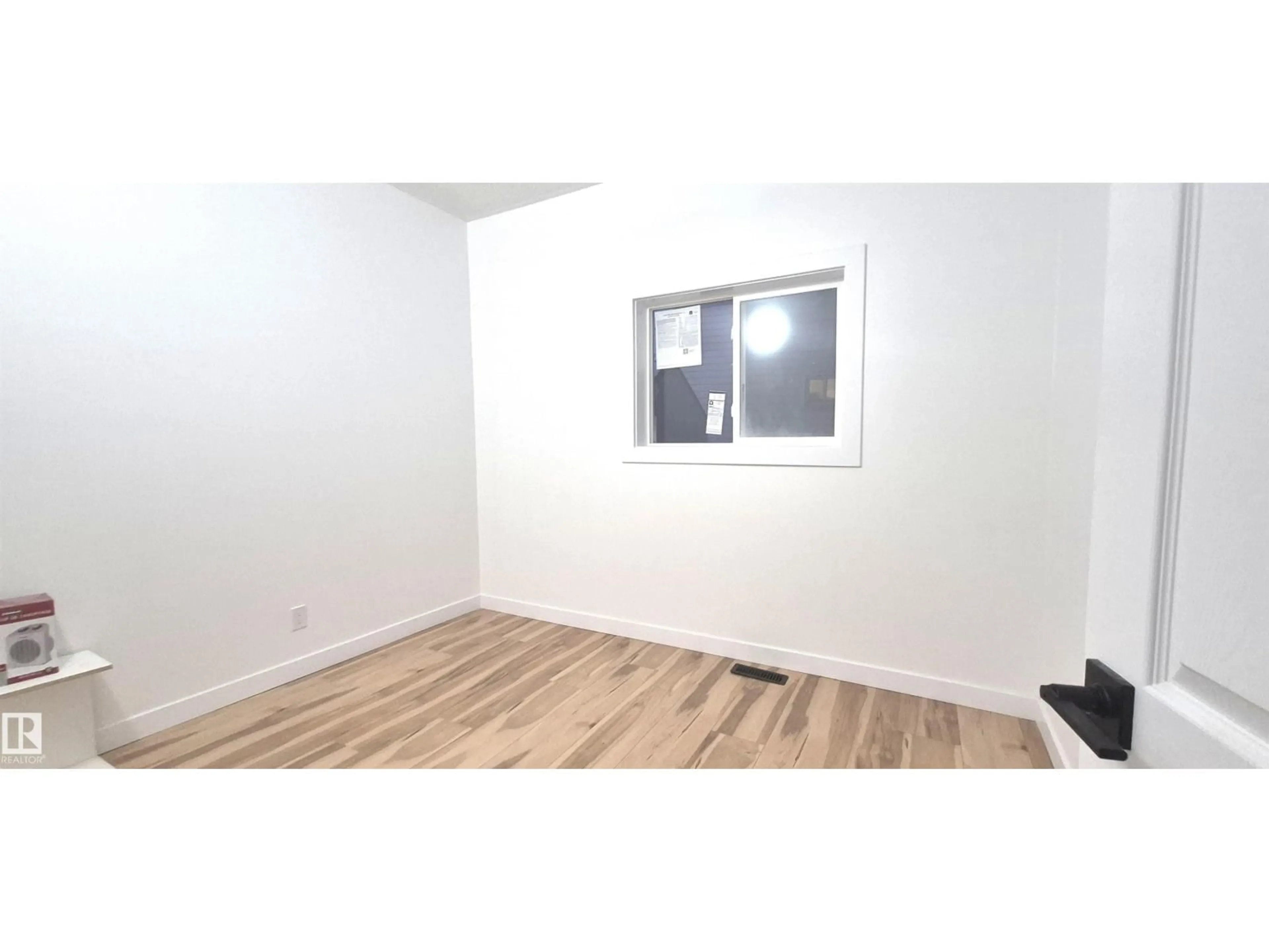 A pic of a room for 11544 95 ST, Edmonton Alberta T5G1L6