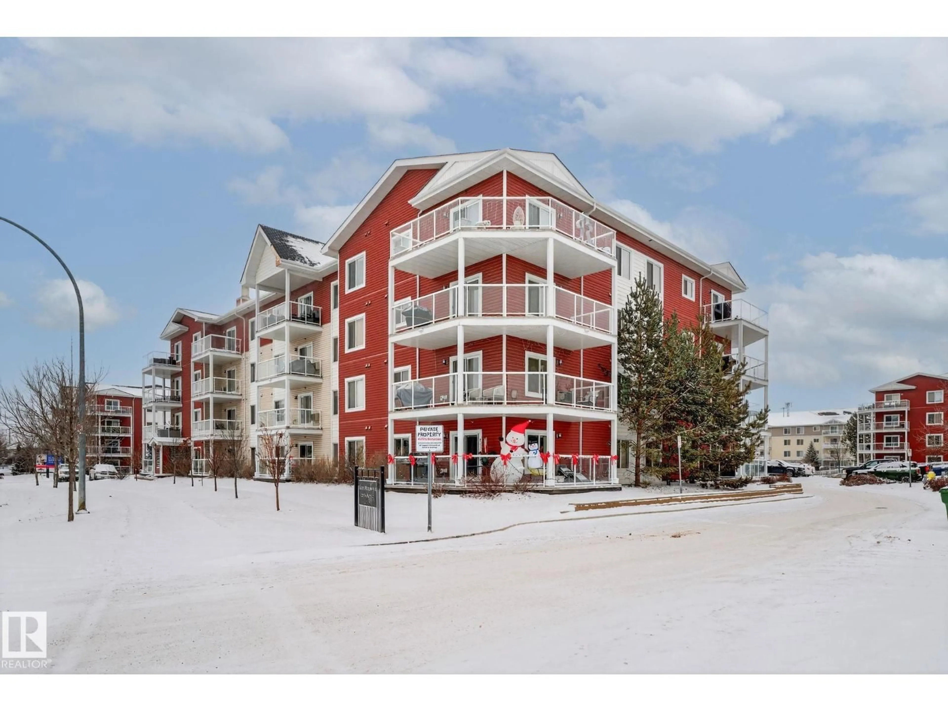 Unknown for #104 - 2207 44 AV NW, Edmonton Alberta T6T0T2