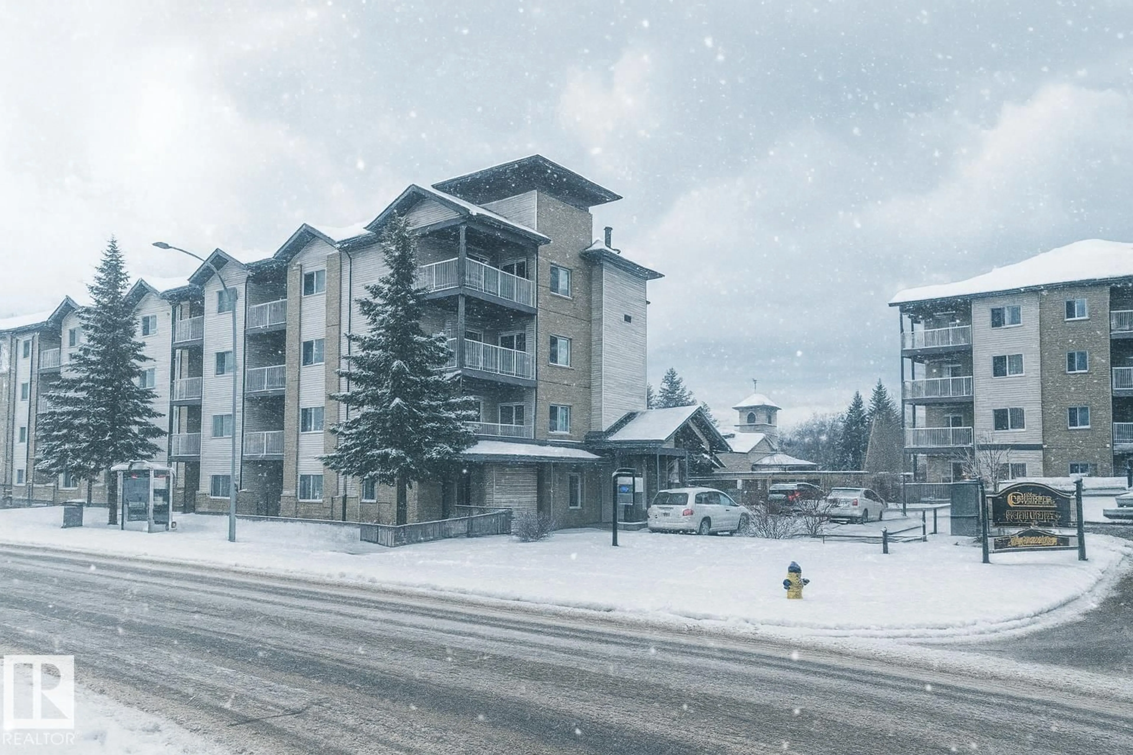 Blurry image for #206 - 16715 100 AV, Edmonton Alberta T5J1V7