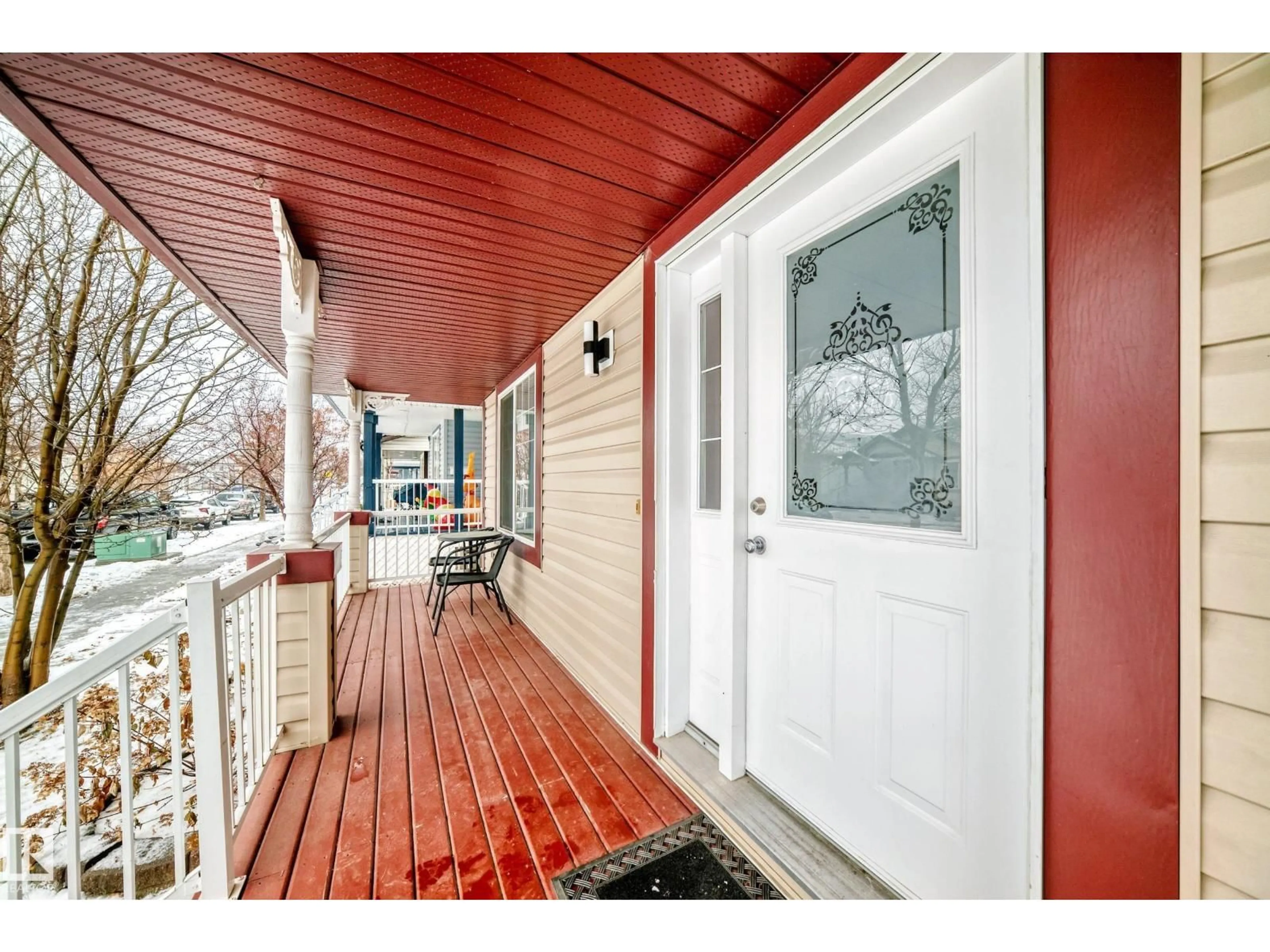 Indoor entryway for 5819 SUTTER PL, Edmonton Alberta T6R3R3