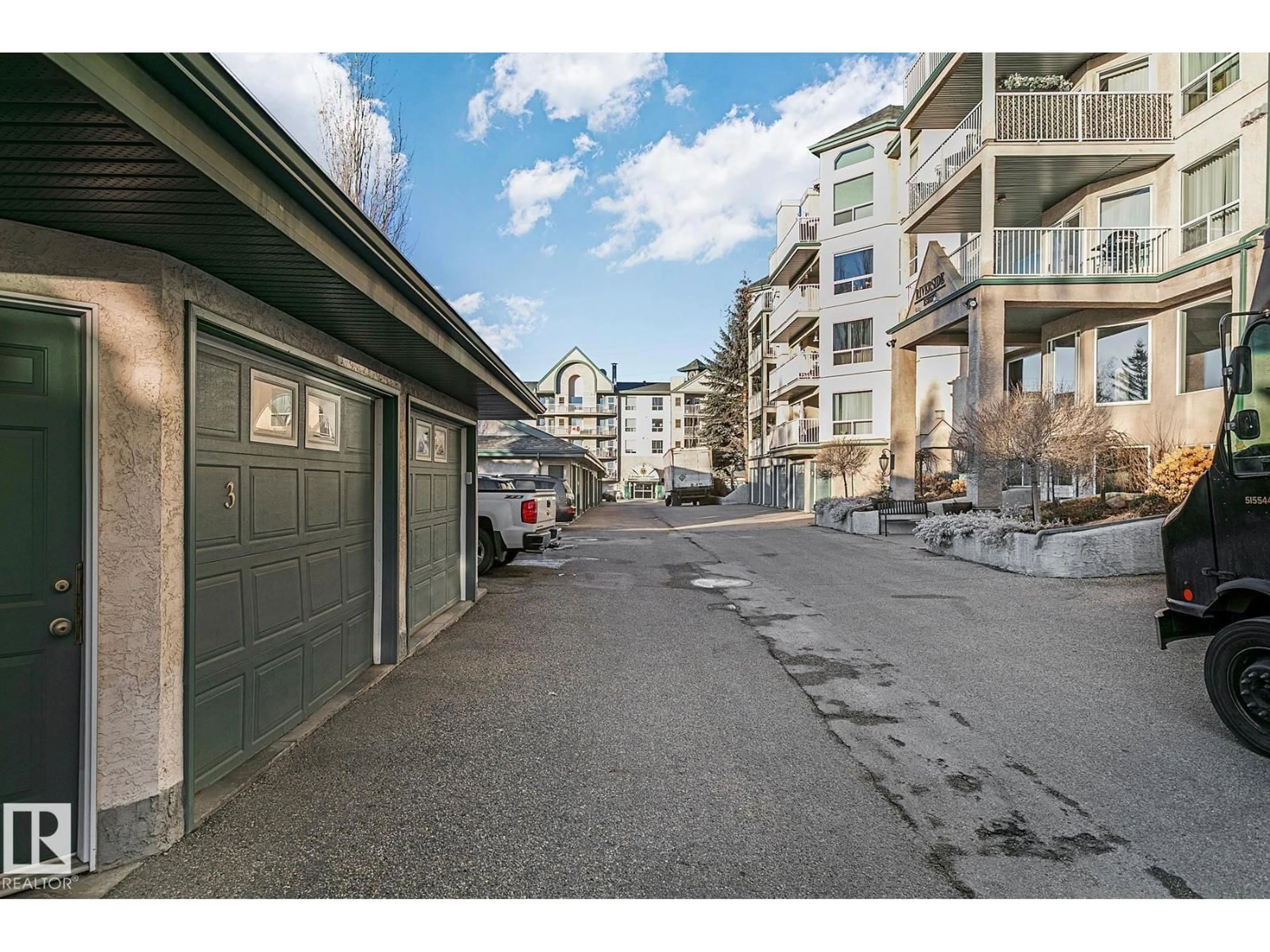 Parking for 506 - 182 HADDOW CL, Edmonton Alberta T6R2V1