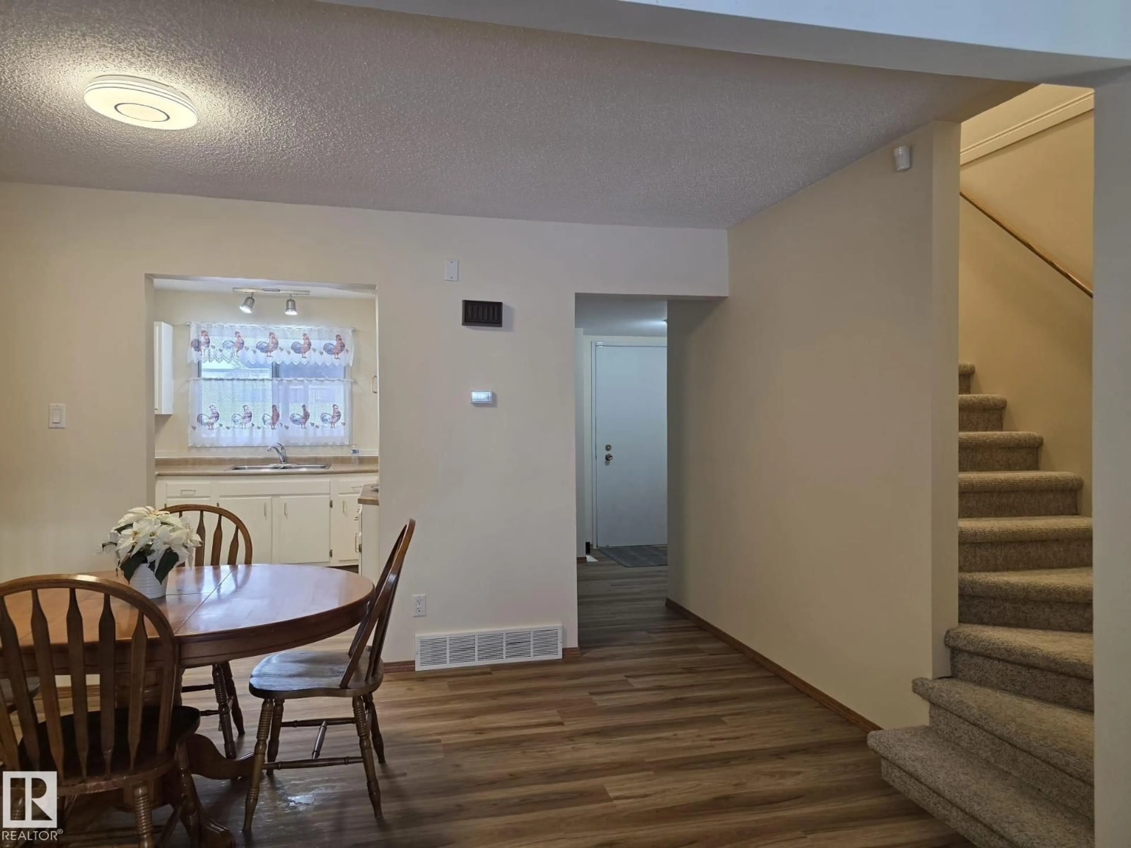 A pic of a room for 5419 45 AV, Drayton Valley Alberta T7A1K6