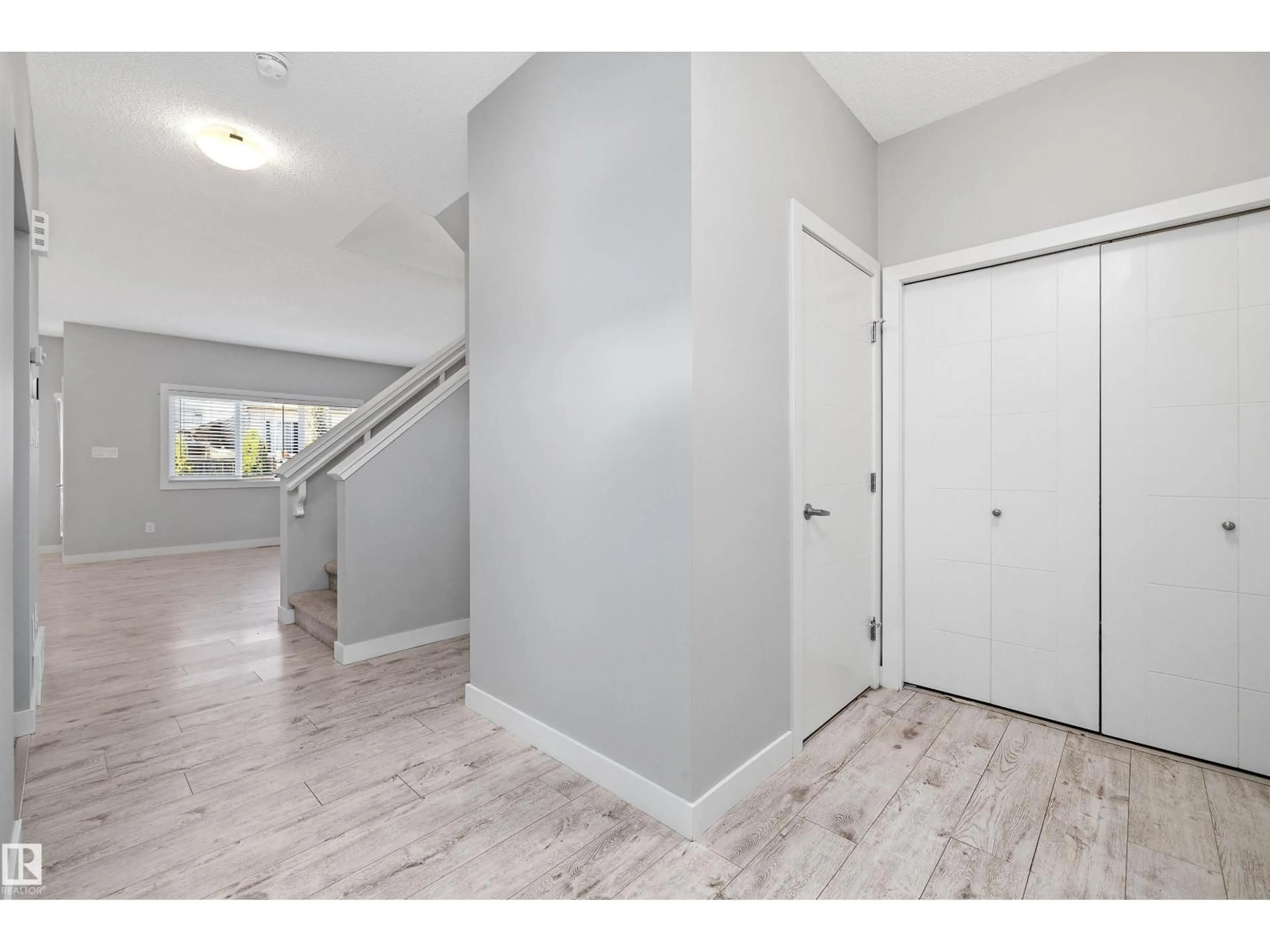 Indoor entryway for 7310 EDGEMONT WY, Edmonton Alberta T6M0S1