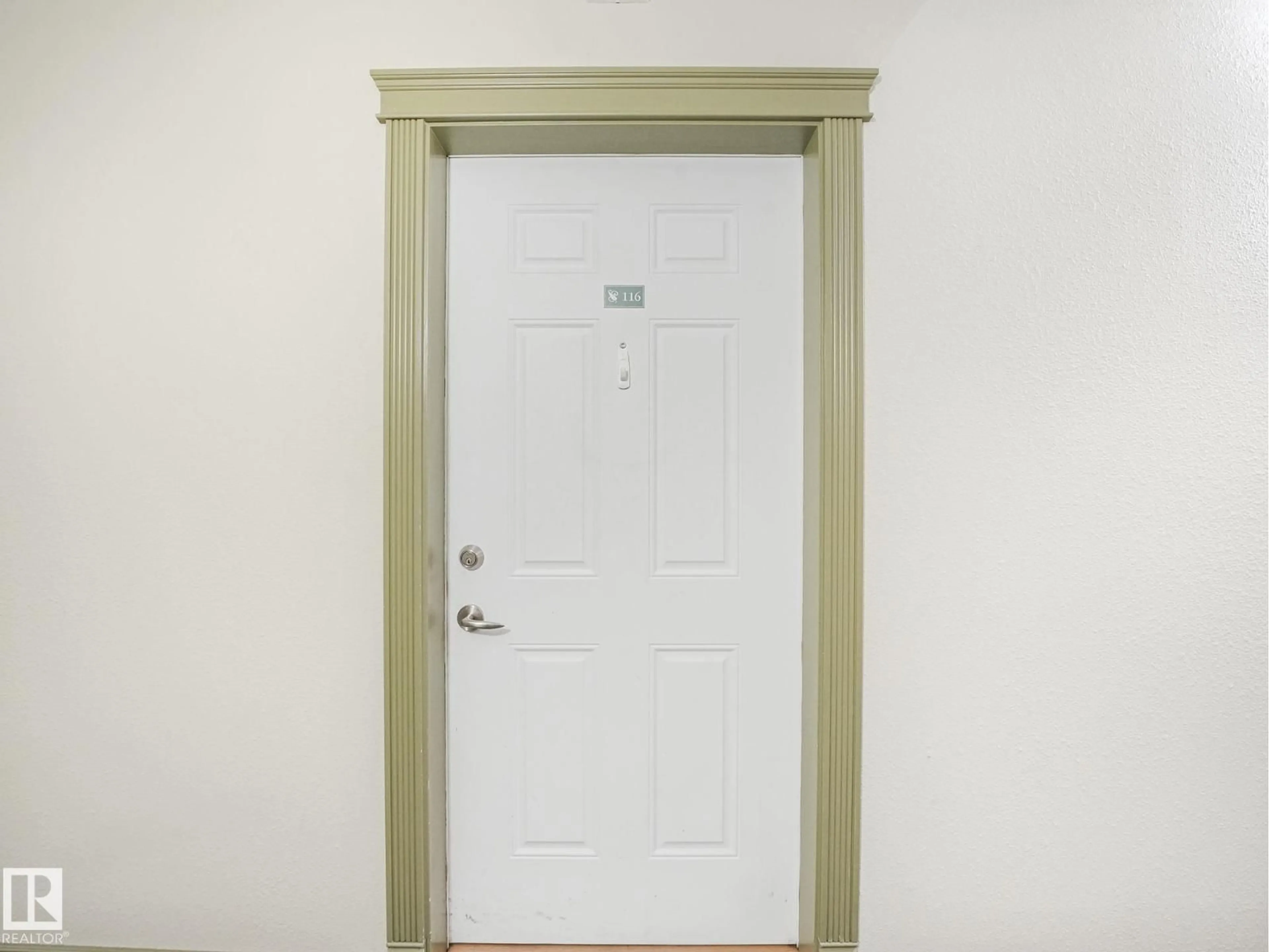 Indoor entryway for #116 - 13625 34 ST, Edmonton Alberta T5A0E3