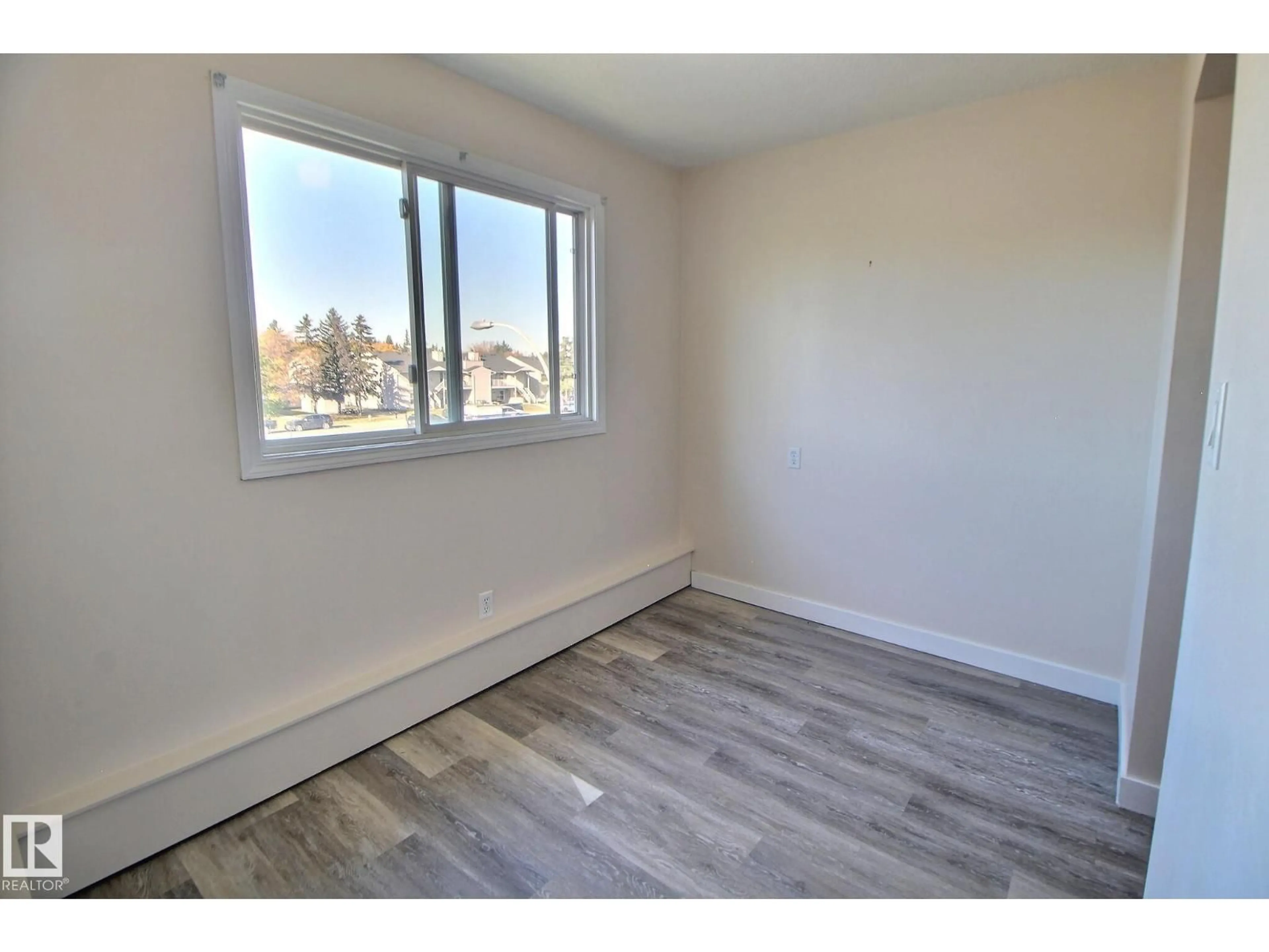 A pic of a room for 304 - 7203 171 ST, Edmonton Alberta T5T2R1